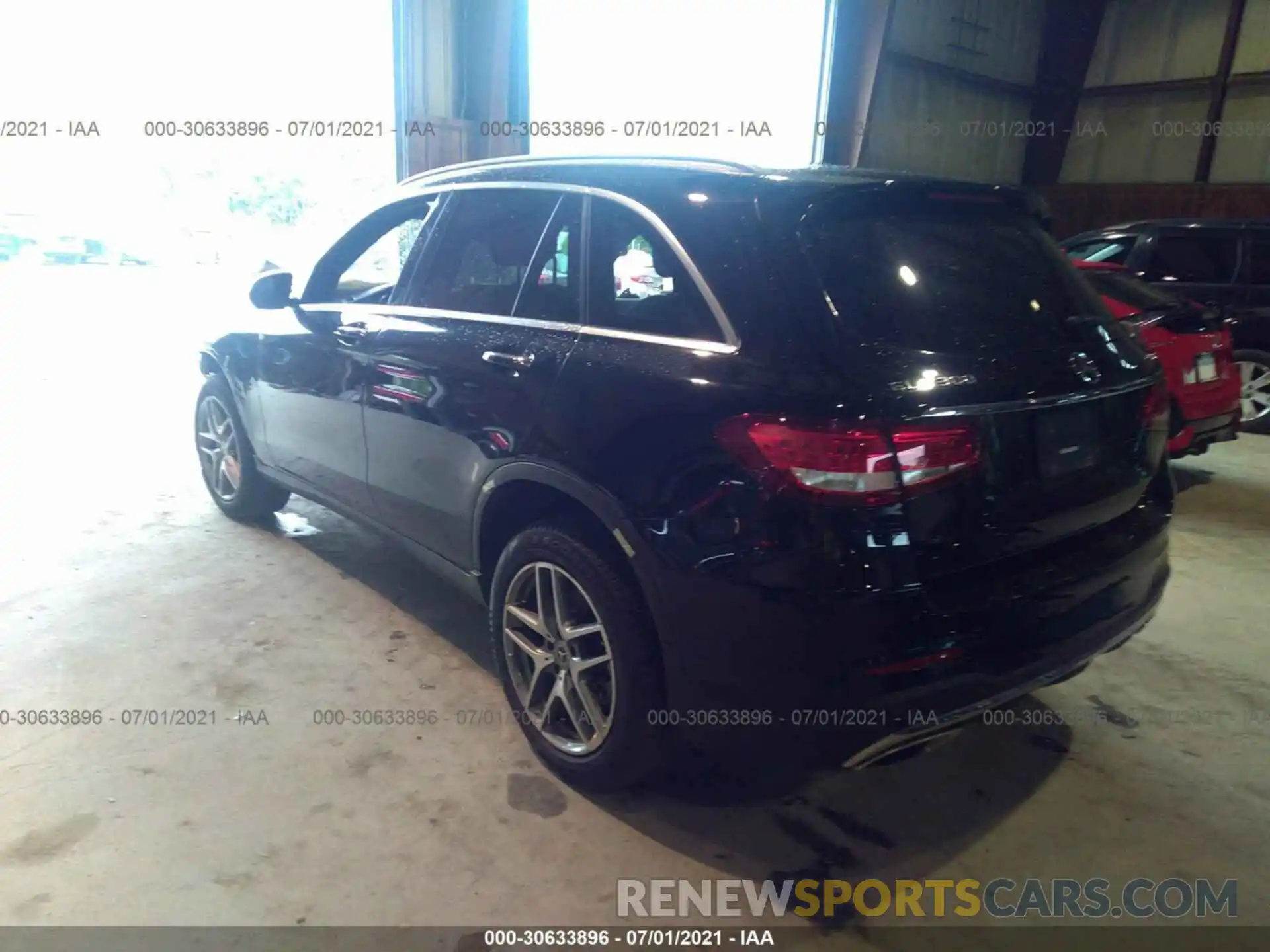 3 Photograph of a damaged car WDC0G4KB7KV127779 MERCEDES-BENZ GLC 2019