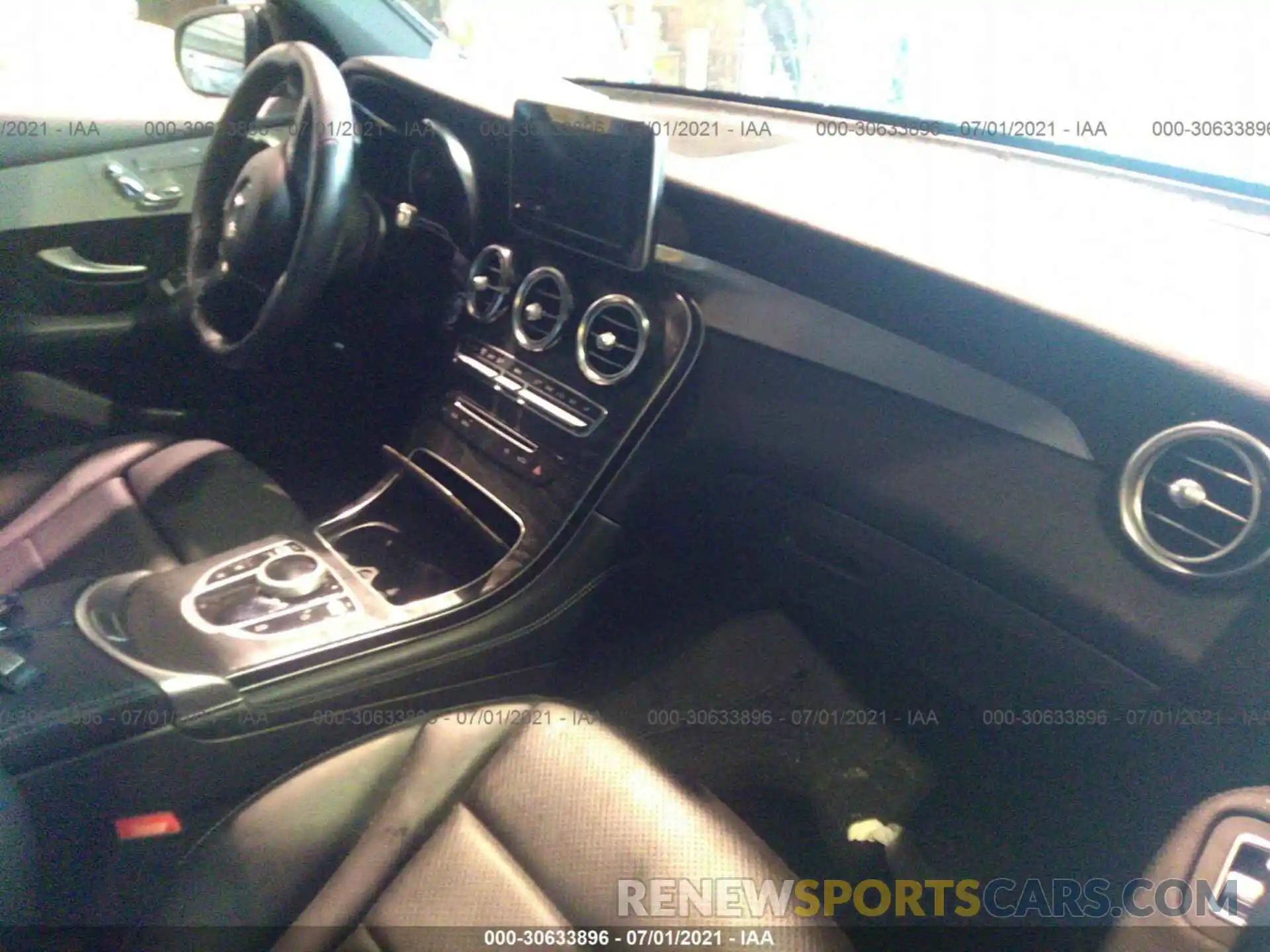 5 Photograph of a damaged car WDC0G4KB7KV127779 MERCEDES-BENZ GLC 2019