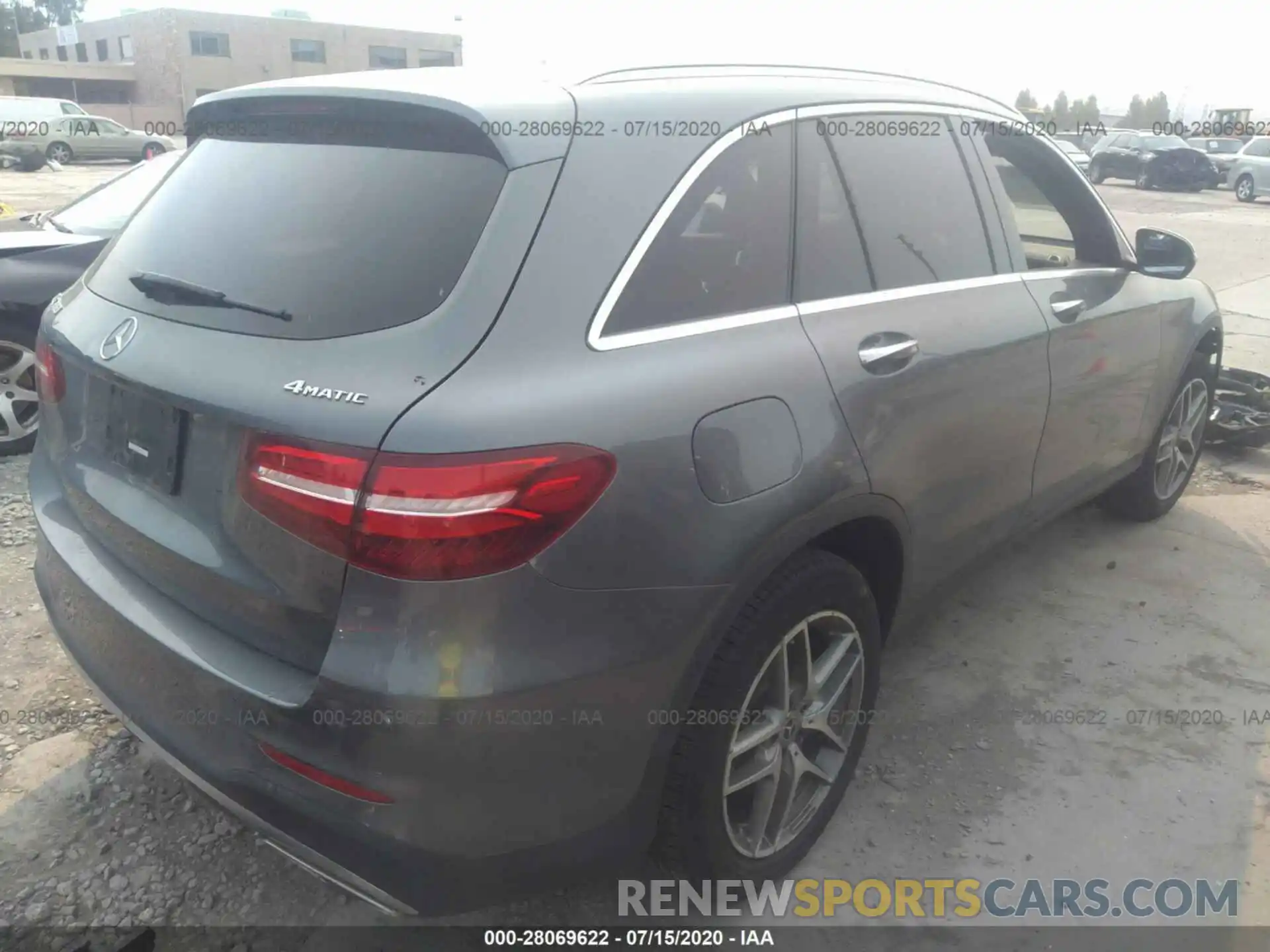 4 Photograph of a damaged car WDC0G4KB7KV138135 MERCEDES-BENZ GLC 2019