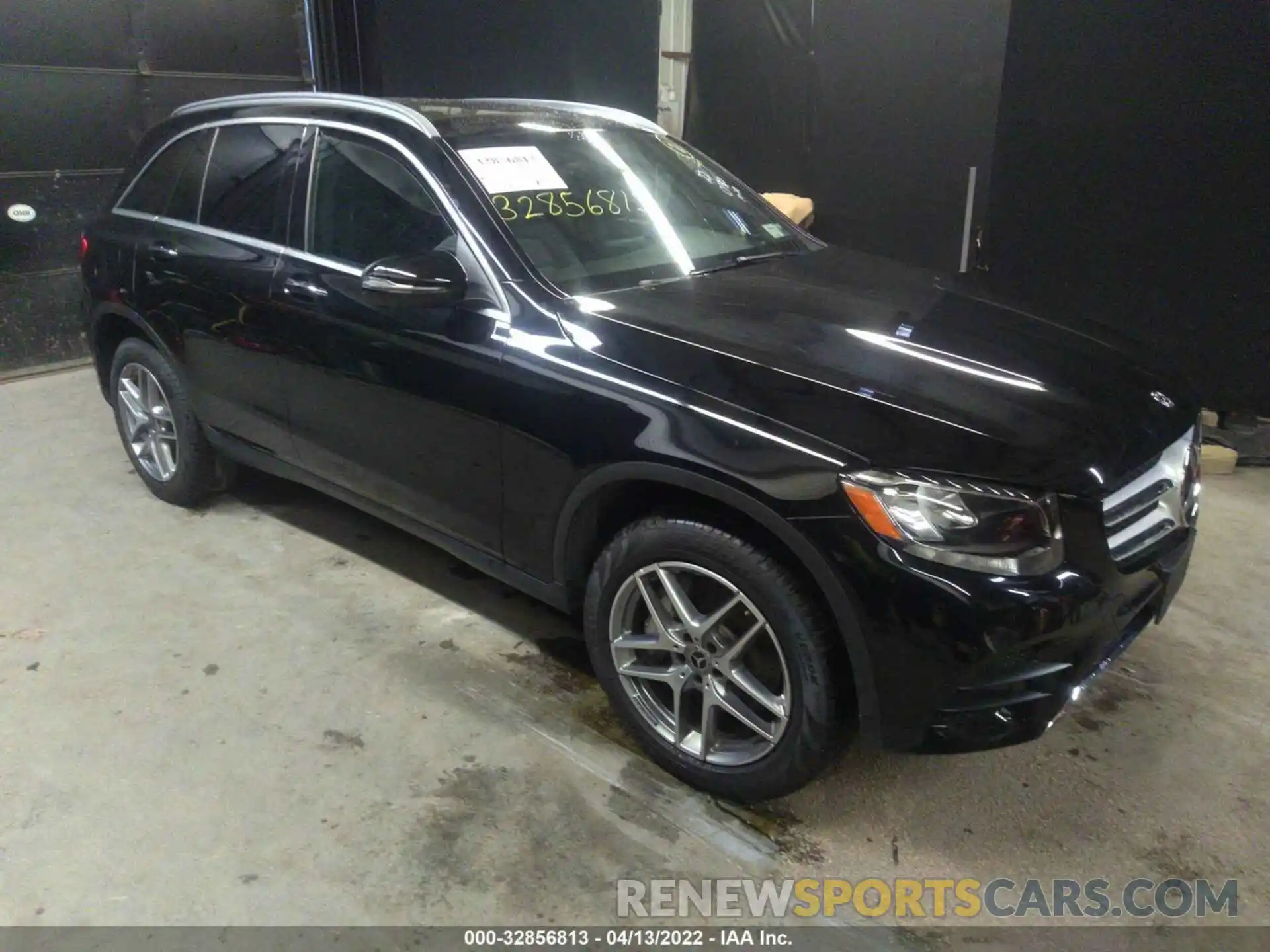 1 Photograph of a damaged car WDC0G4KB7KV147109 MERCEDES-BENZ GLC 2019