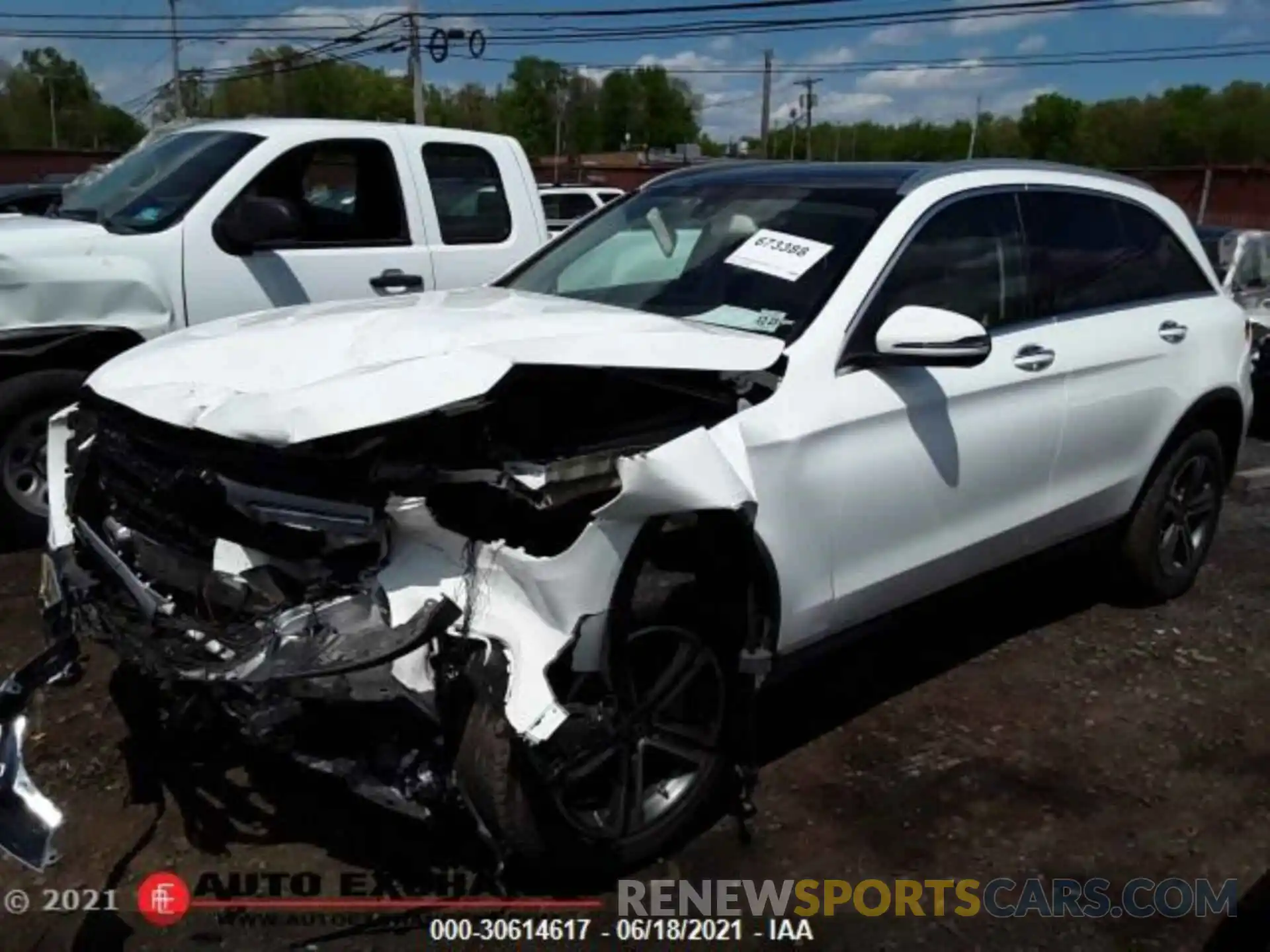 2 Photograph of a damaged car WDC0G4KB7KV147191 MERCEDES-BENZ GLC 2019