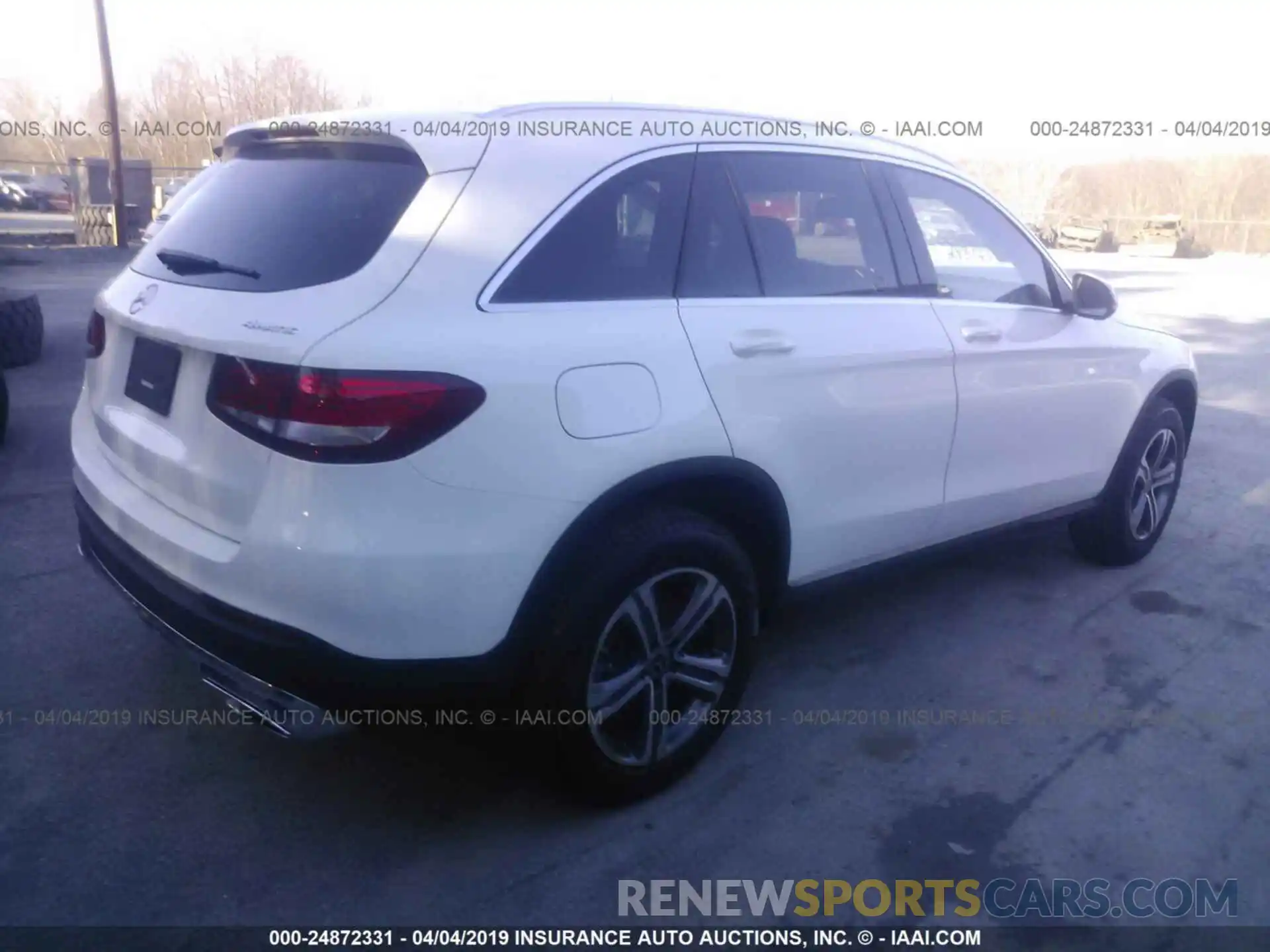 4 Photograph of a damaged car WDC0G4KB7KV153055 MERCEDES-BENZ GLC 2019