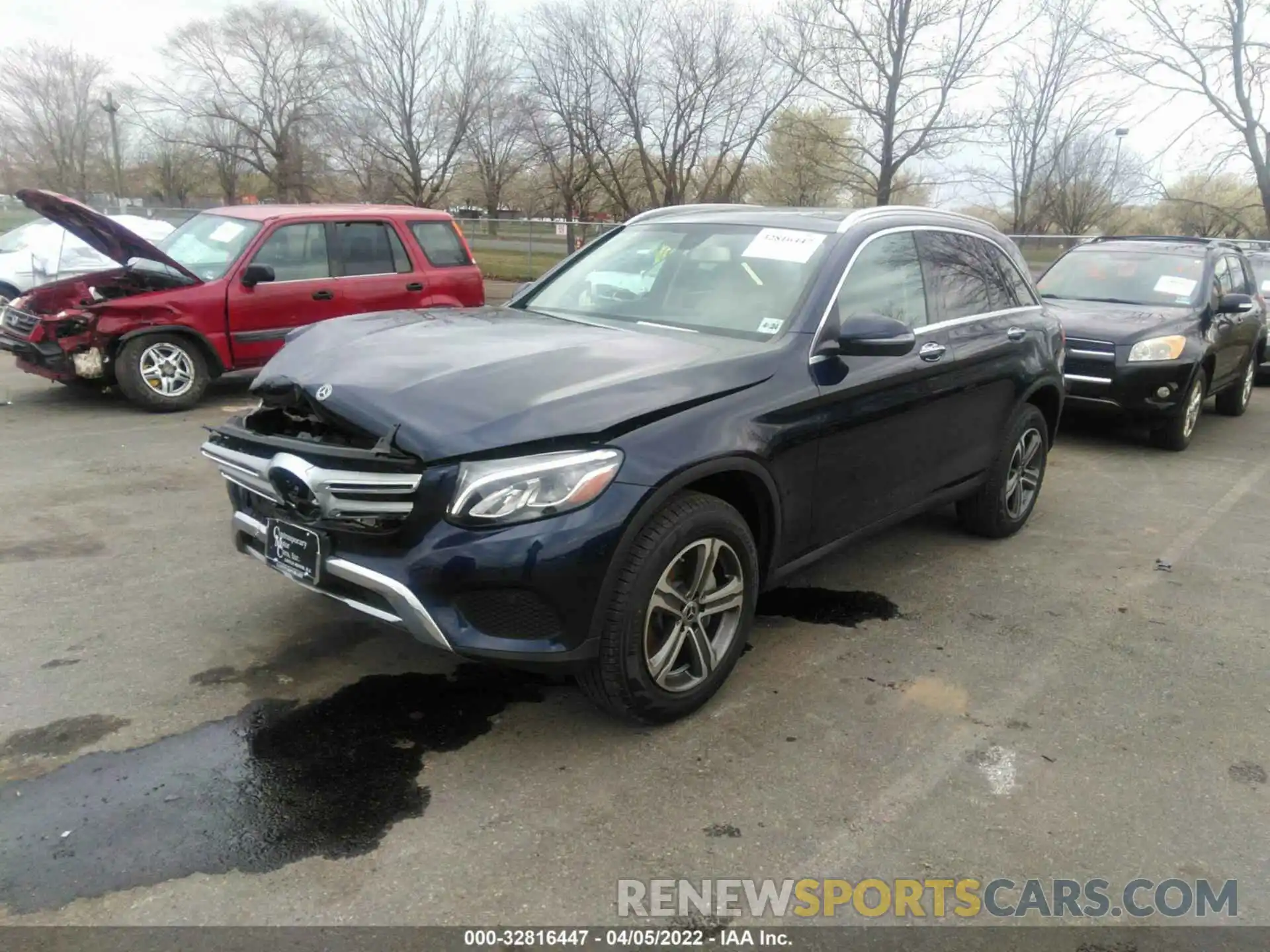 2 Photograph of a damaged car WDC0G4KB7KV172432 MERCEDES-BENZ GLC 2019