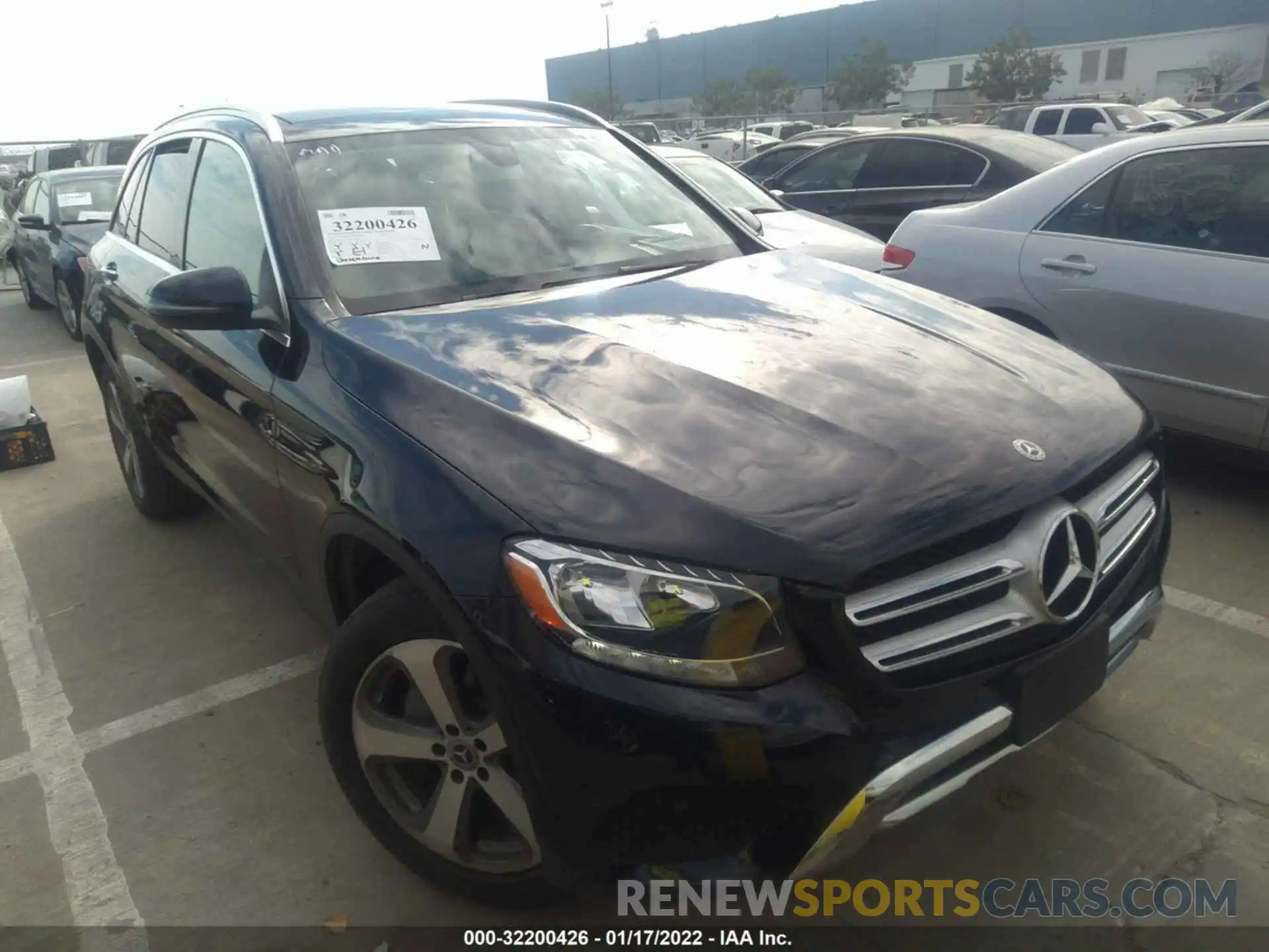 1 Photograph of a damaged car WDC0G4KB7KV187528 MERCEDES-BENZ GLC 2019