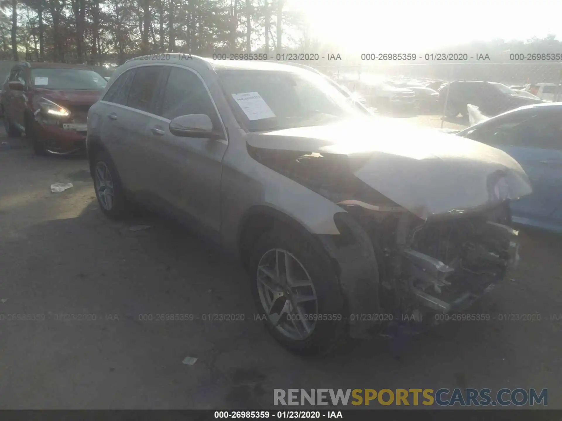 1 Photograph of a damaged car WDC0G4KB8KF592338 MERCEDES-BENZ GLC 2019