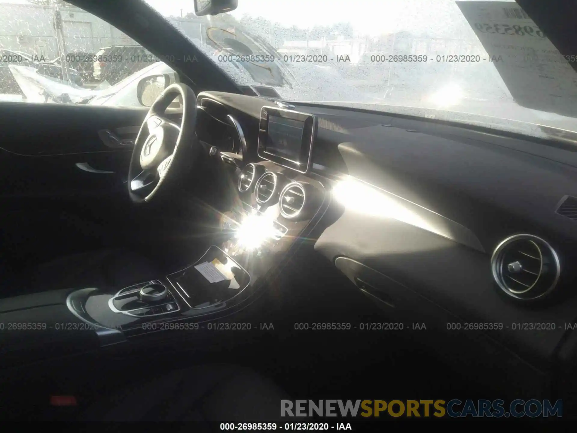 5 Photograph of a damaged car WDC0G4KB8KF592338 MERCEDES-BENZ GLC 2019