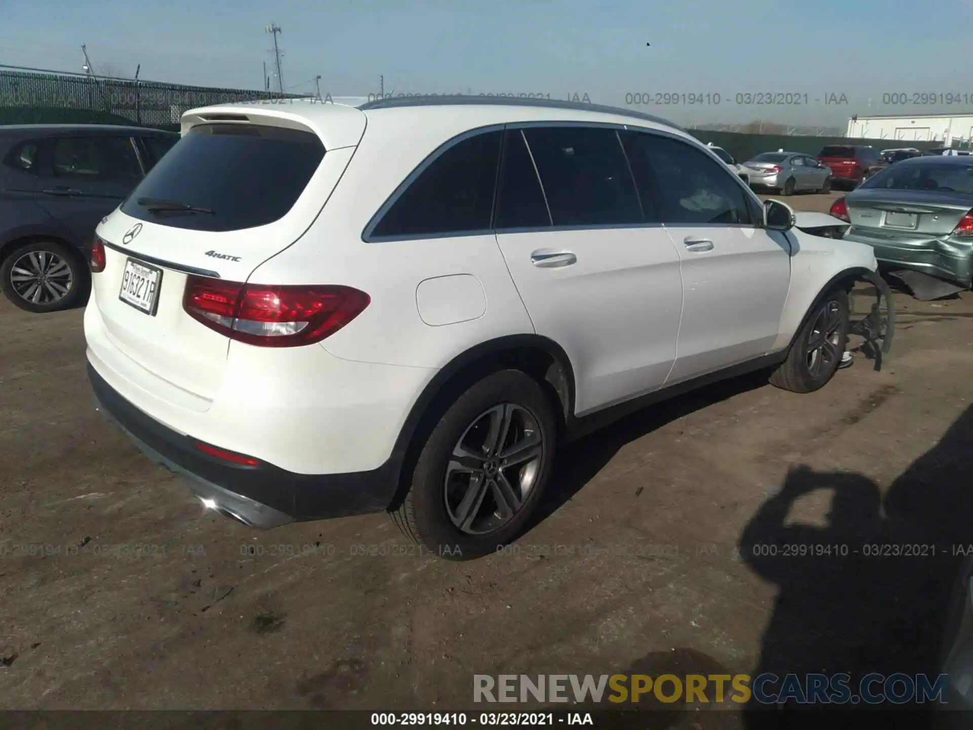 4 Photograph of a damaged car WDC0G4KB8KF596213 MERCEDES-BENZ GLC 2019