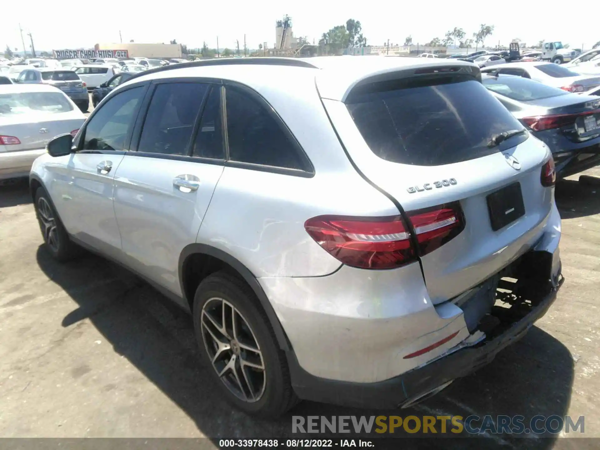 3 Photograph of a damaged car WDC0G4KB8KV165067 MERCEDES-BENZ GLC 2019