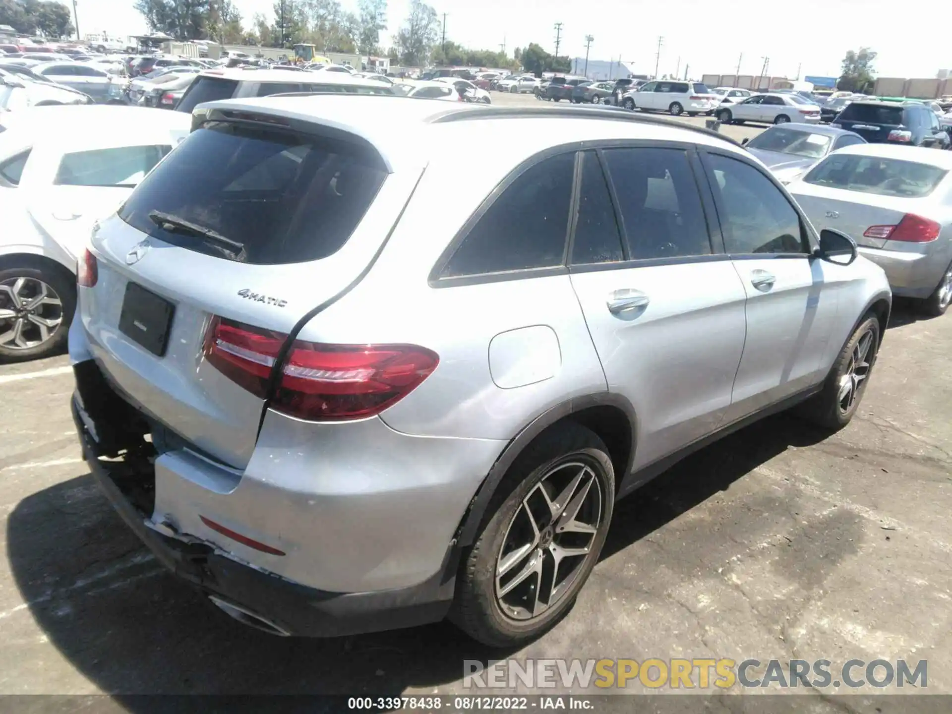 4 Photograph of a damaged car WDC0G4KB8KV165067 MERCEDES-BENZ GLC 2019