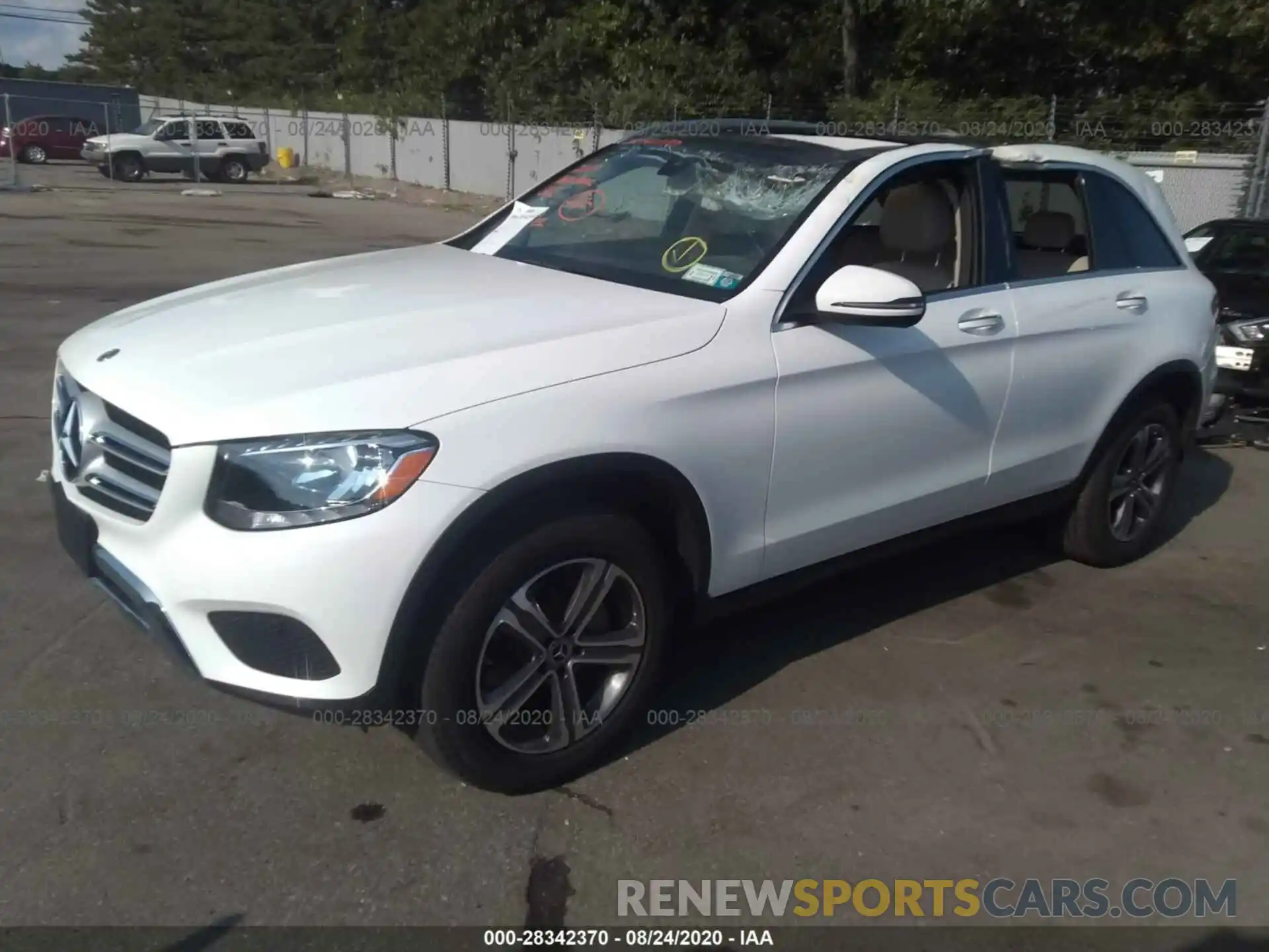 2 Photograph of a damaged car WDC0G4KB8KV165795 MERCEDES-BENZ GLC 2019