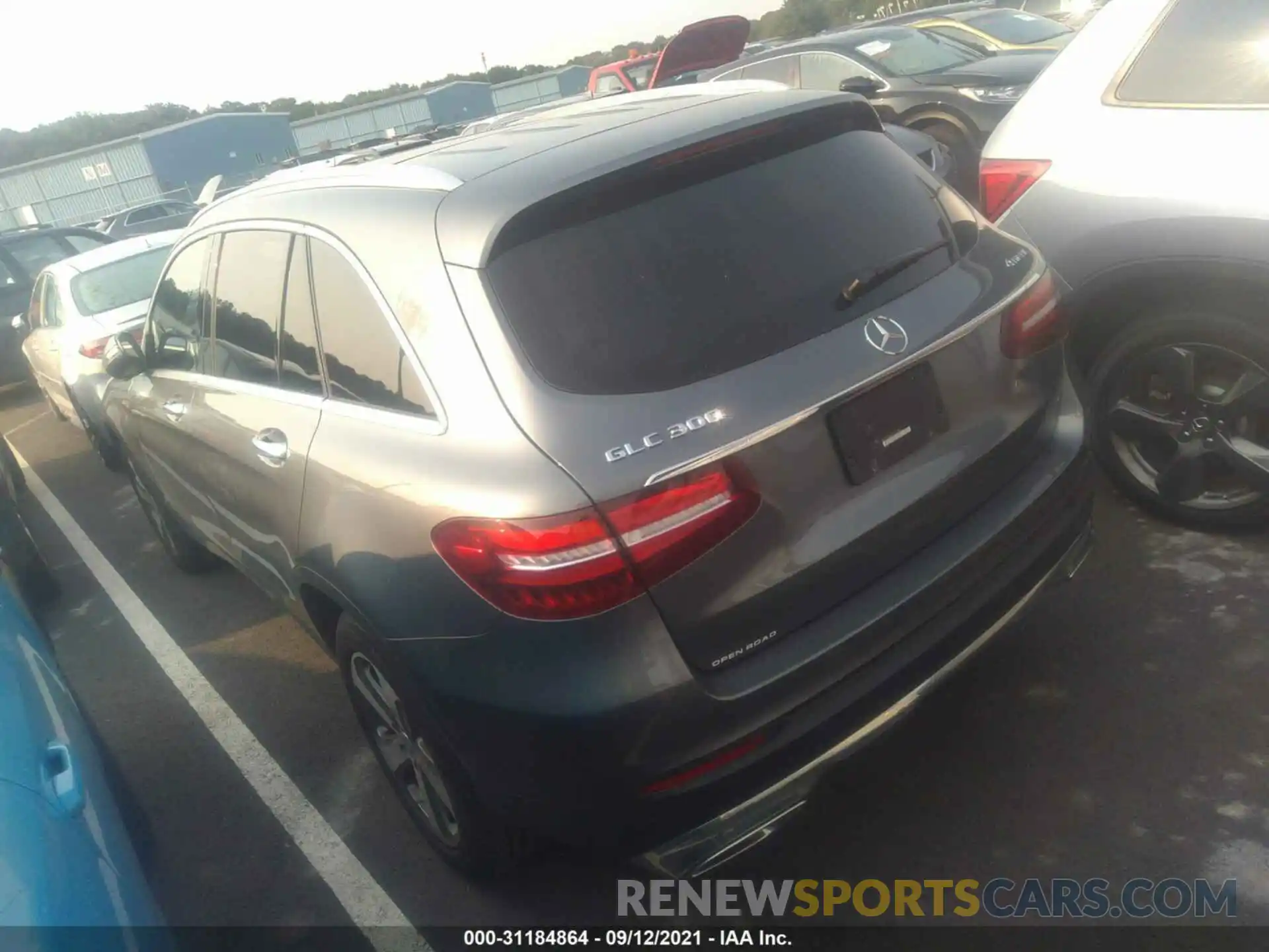 3 Photograph of a damaged car WDC0G4KB9KF567481 MERCEDES-BENZ GLC 2019