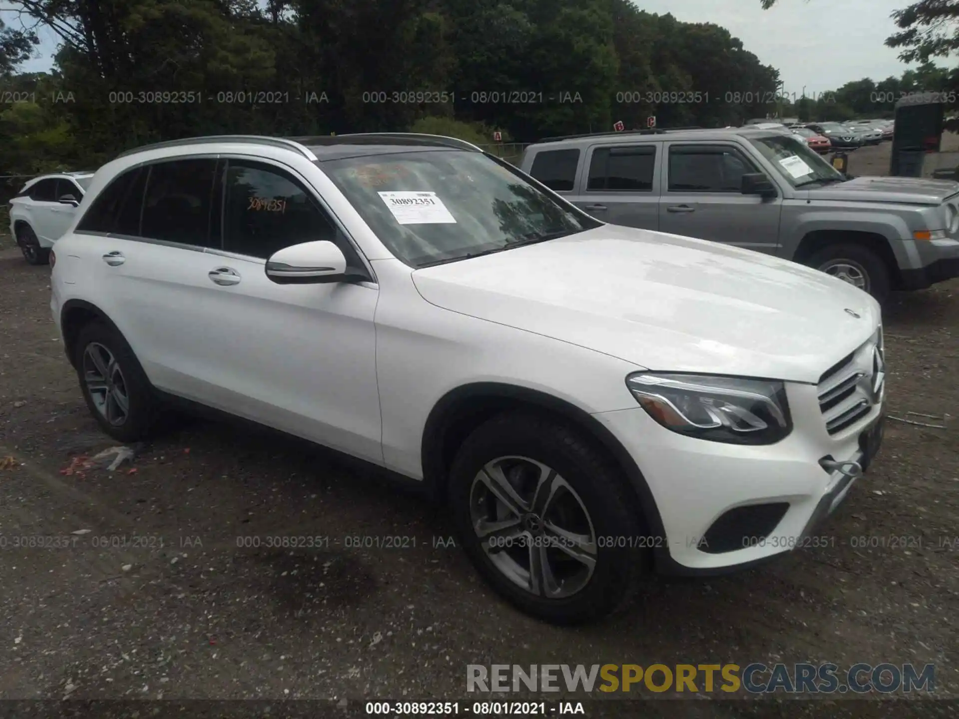 1 Photograph of a damaged car WDC0G4KB9KF576441 MERCEDES-BENZ GLC 2019