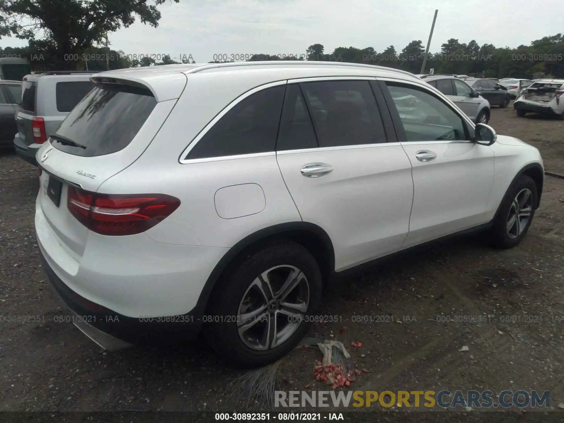 4 Photograph of a damaged car WDC0G4KB9KF576441 MERCEDES-BENZ GLC 2019