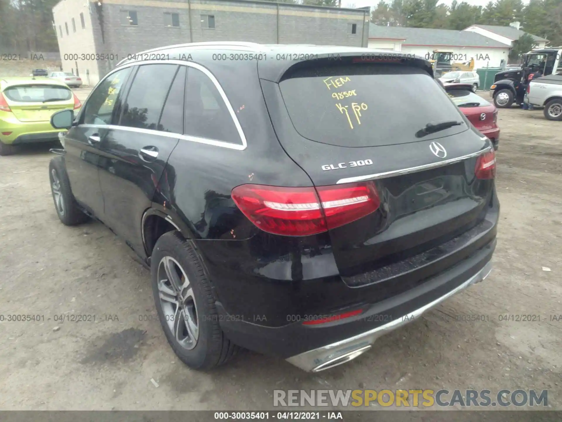 3 Photograph of a damaged car WDC0G4KB9KF639215 MERCEDES-BENZ GLC 2019