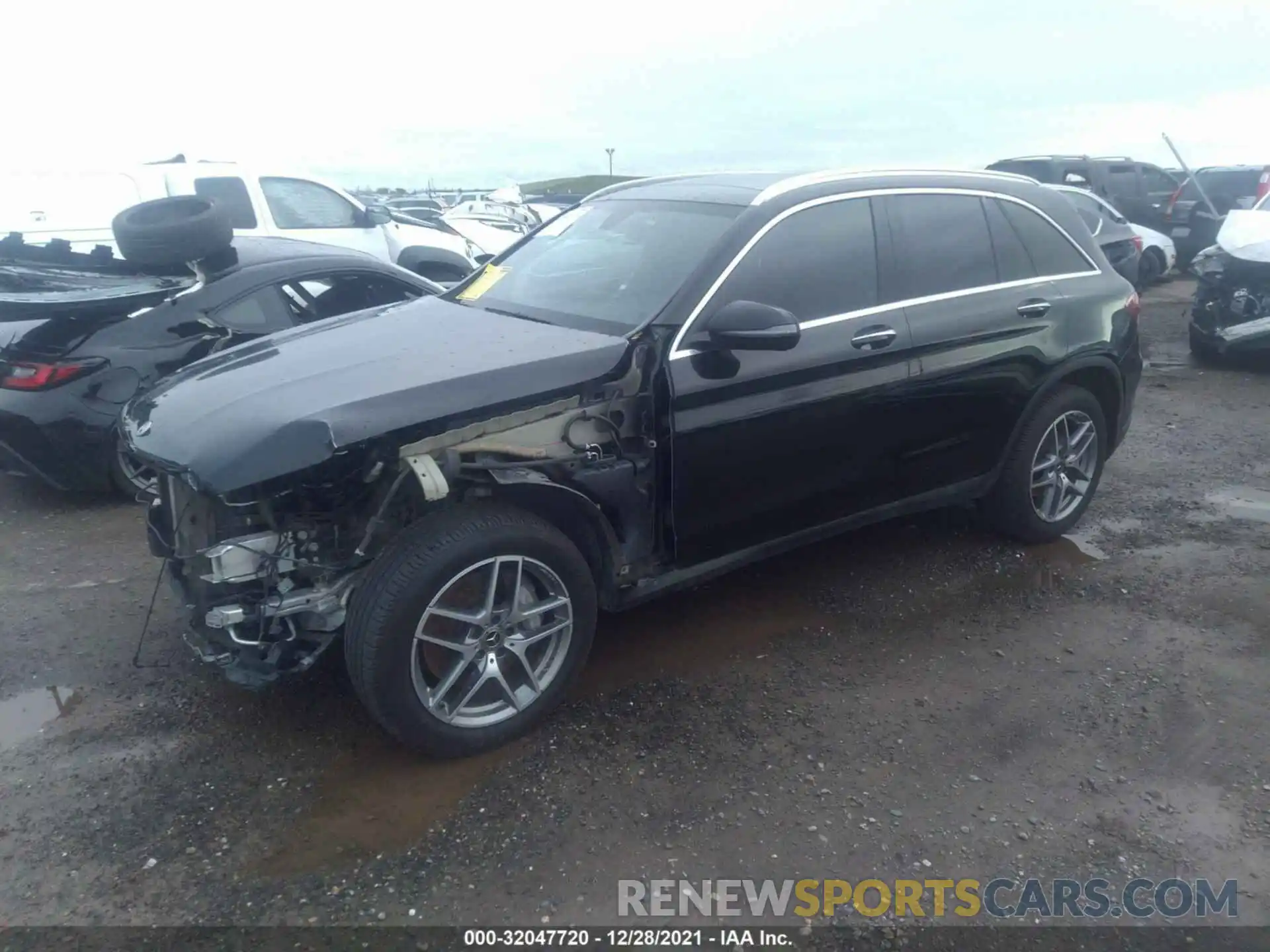 2 Photograph of a damaged car WDC0G4KB9KV125905 MERCEDES-BENZ GLC 2019