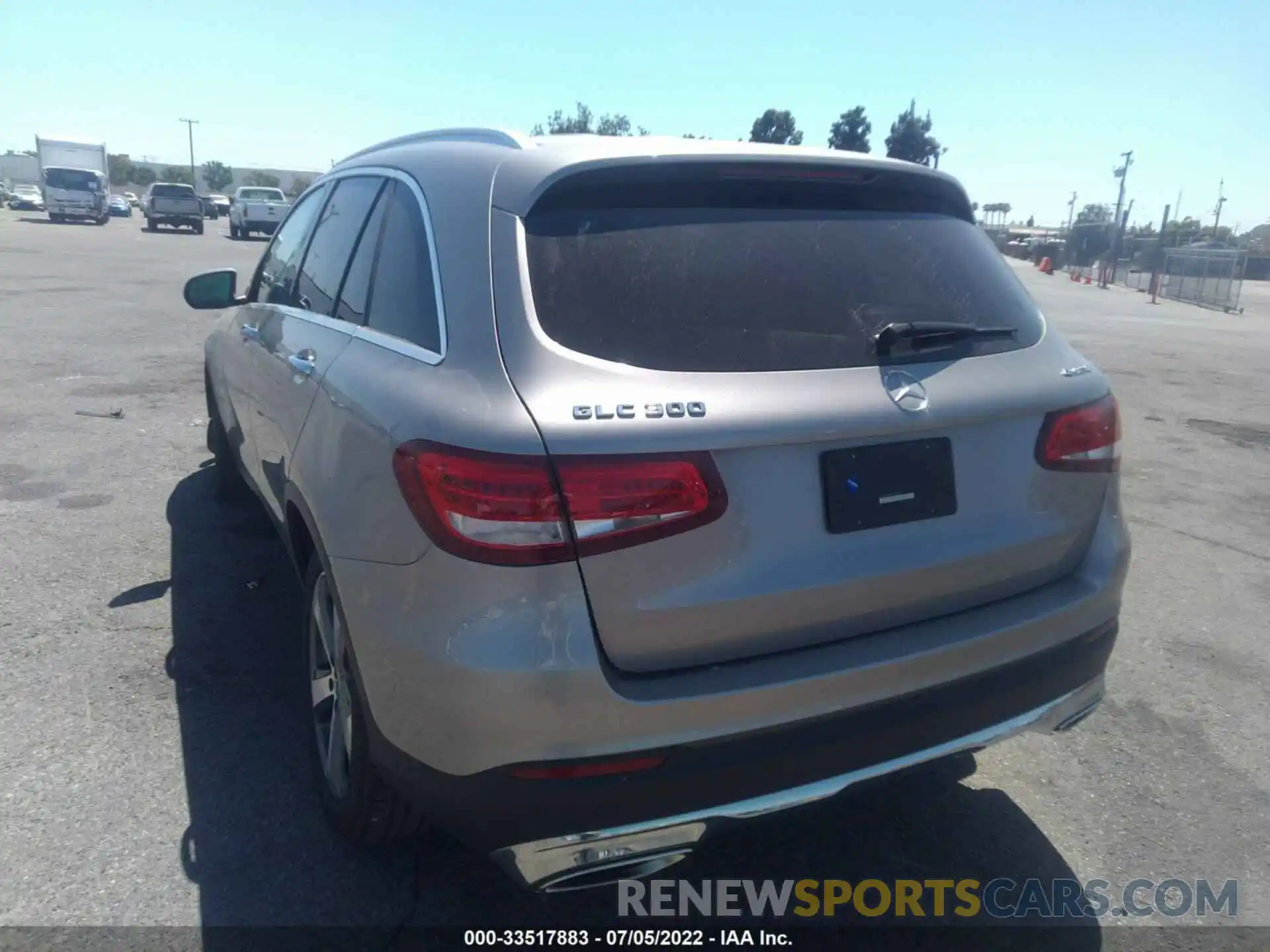 3 Photograph of a damaged car WDC0G4KB9KV129419 MERCEDES-BENZ GLC 2019