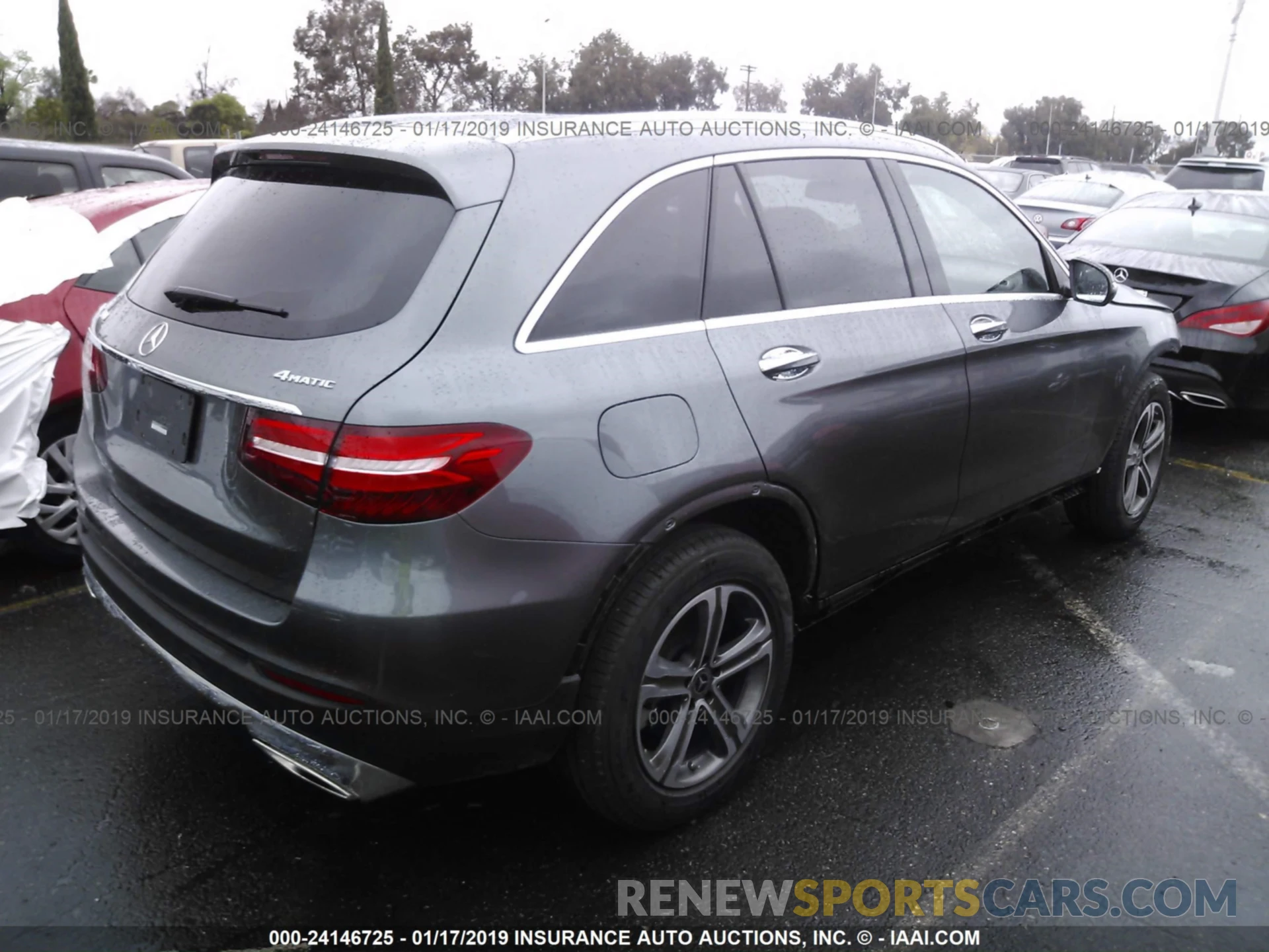 4 Photograph of a damaged car WDC0G4KB9KV141358 MERCEDES-BENZ GLC 2019