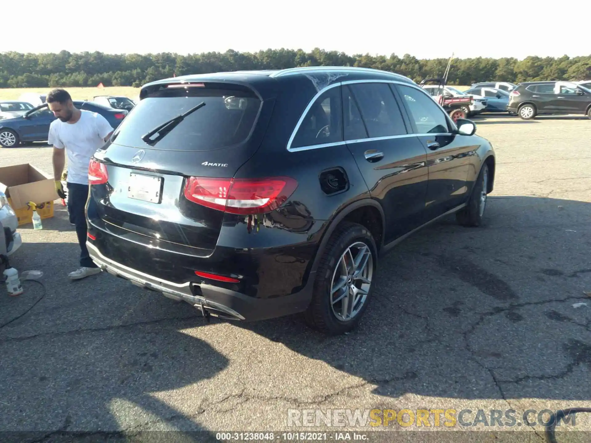 4 Photograph of a damaged car WDC0G4KB9KV145720 MERCEDES-BENZ GLC 2019