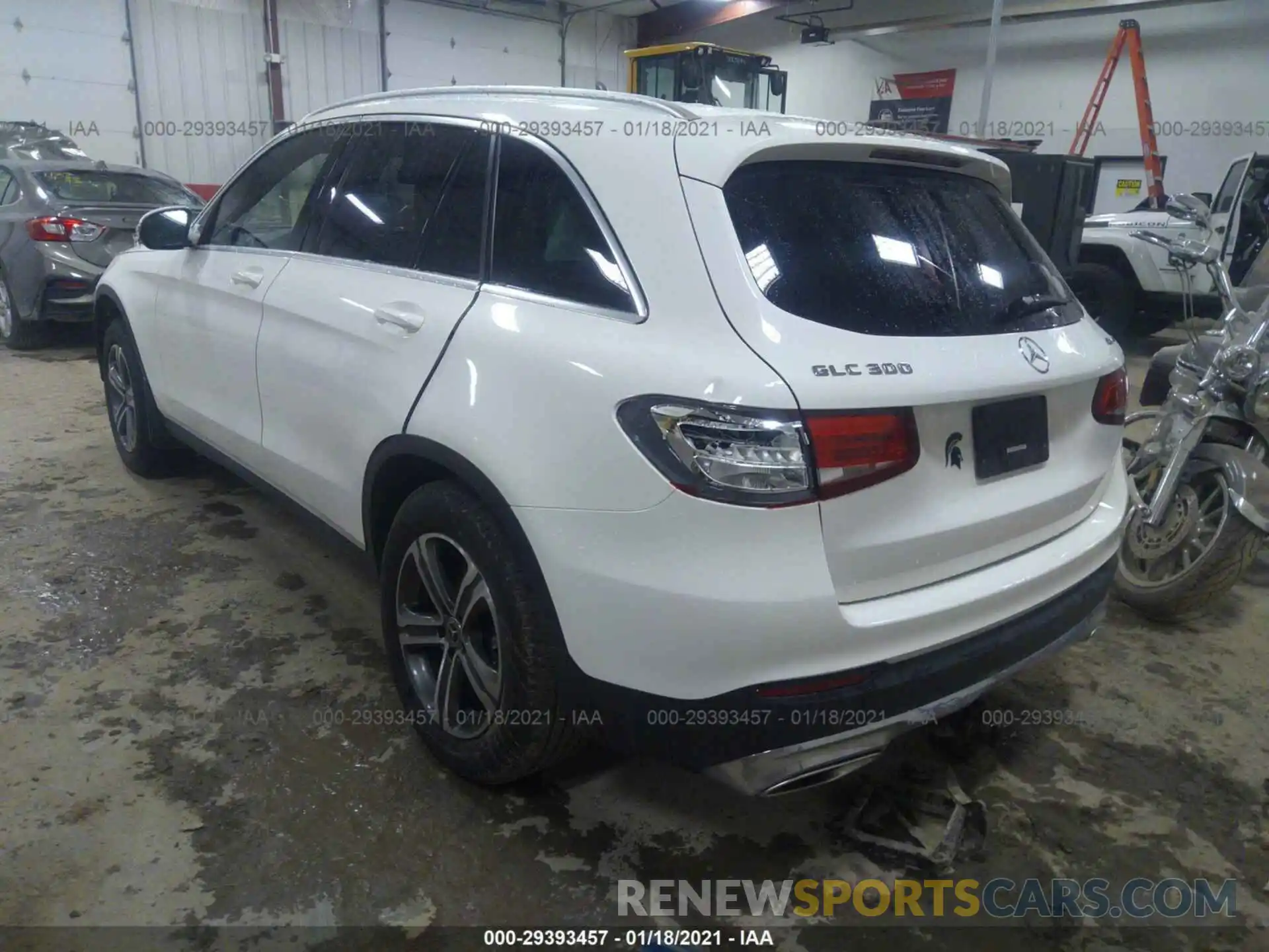 3 Photograph of a damaged car WDC0G4KB9KV152537 MERCEDES-BENZ GLC 2019