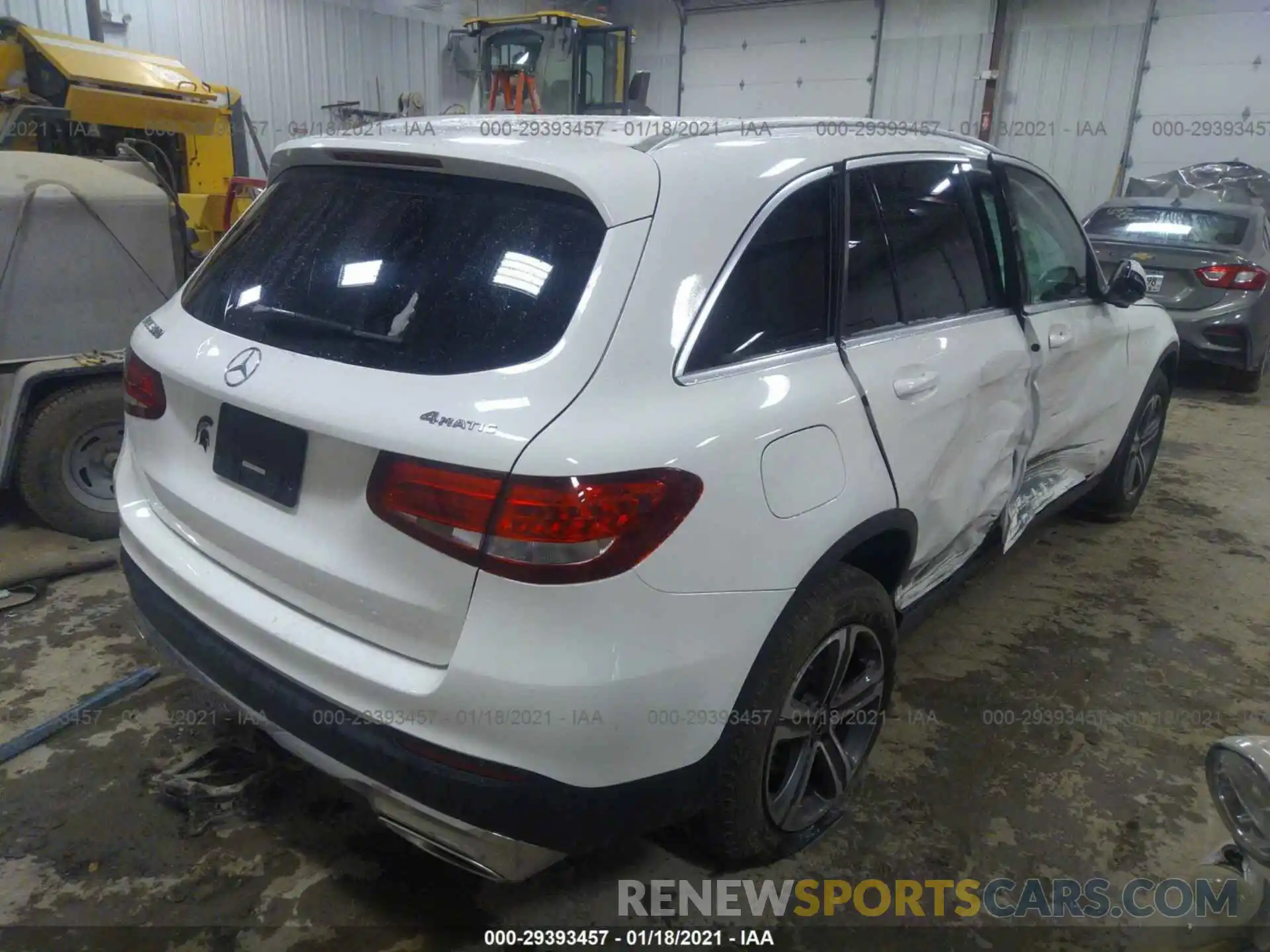 4 Фотография поврежденного автомобиля WDC0G4KB9KV152537 MERCEDES-BENZ GLC 2019