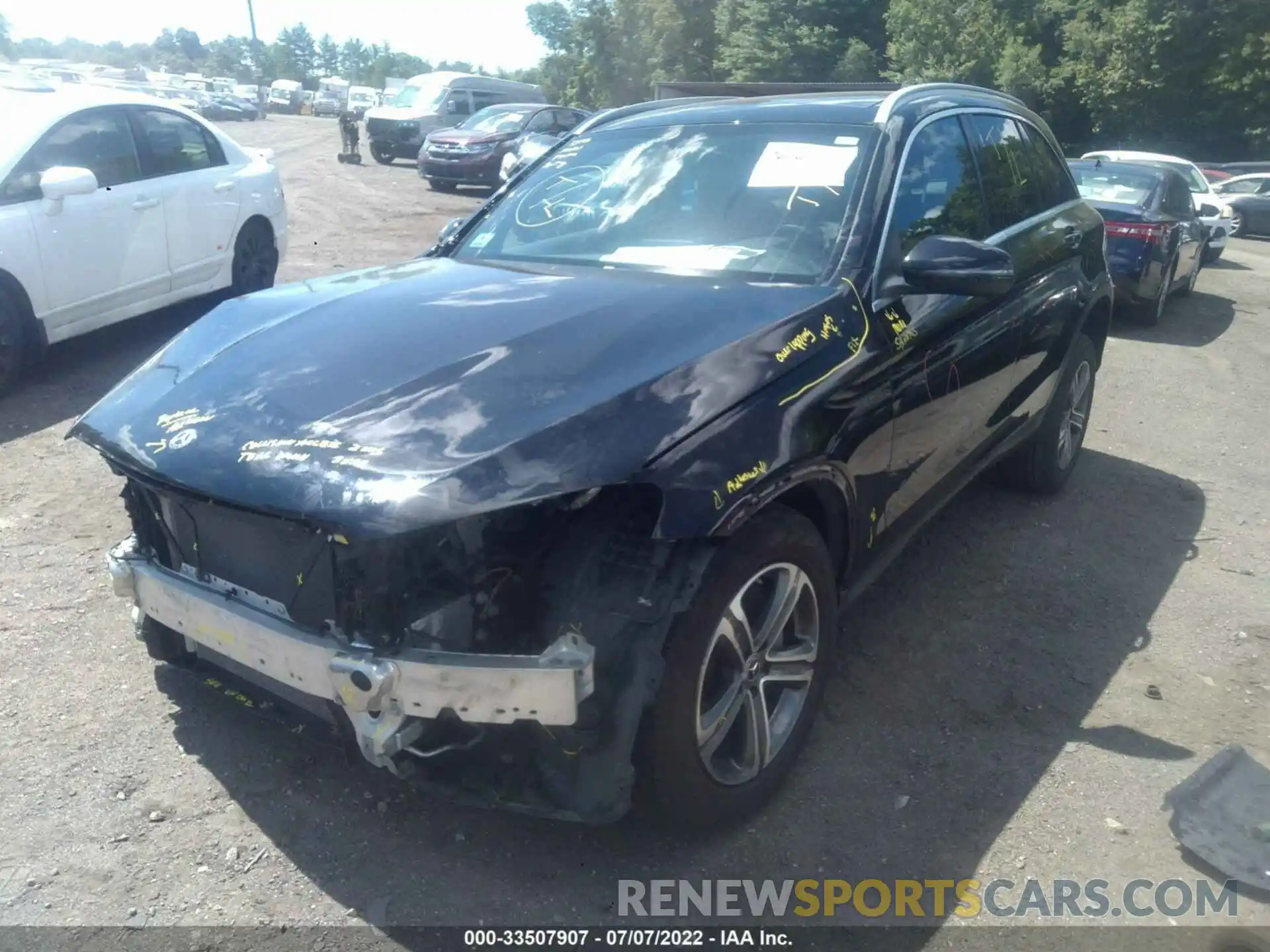 2 Photograph of a damaged car WDC0G4KB9KV163229 MERCEDES-BENZ GLC 2019