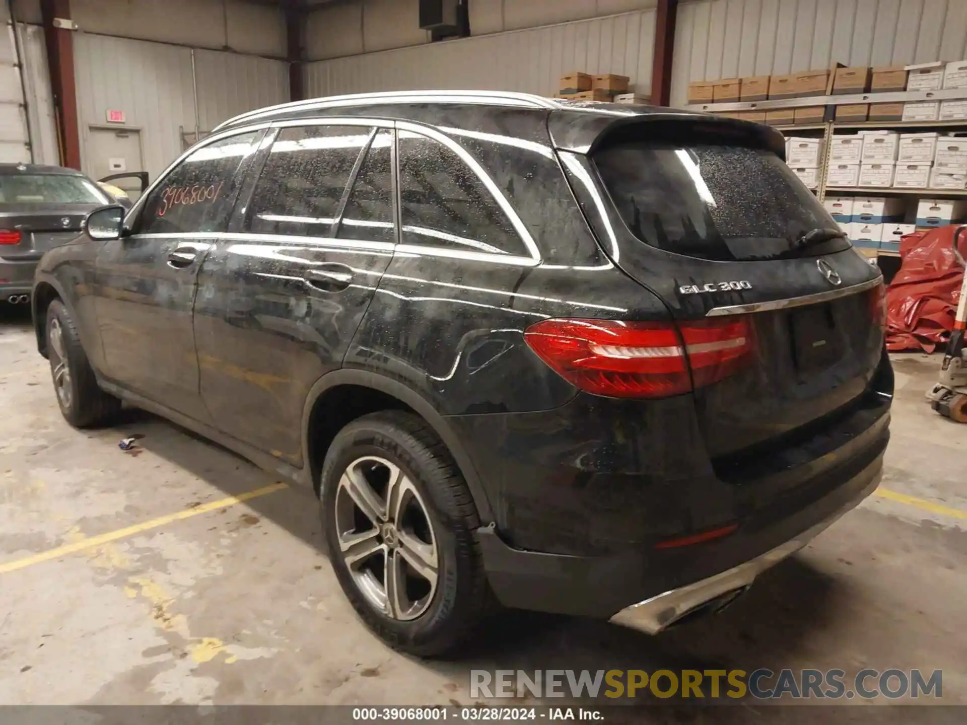 3 Photograph of a damaged car WDC0G4KB9KV184937 MERCEDES-BENZ GLC 2019