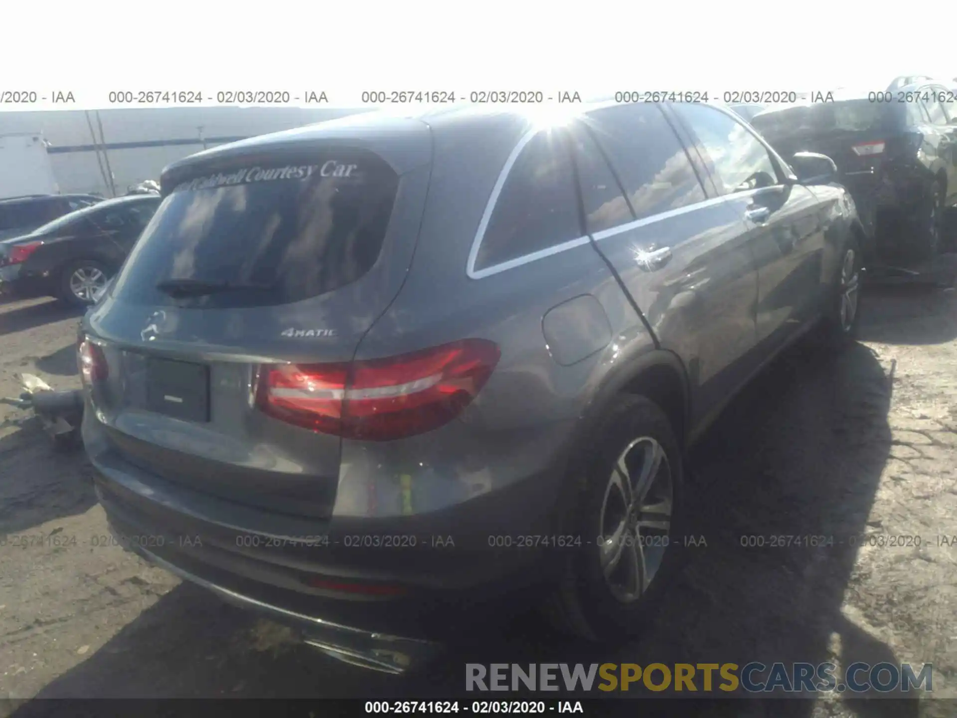 4 Photograph of a damaged car WDC0G4KB9KV185120 MERCEDES-BENZ GLC 2019