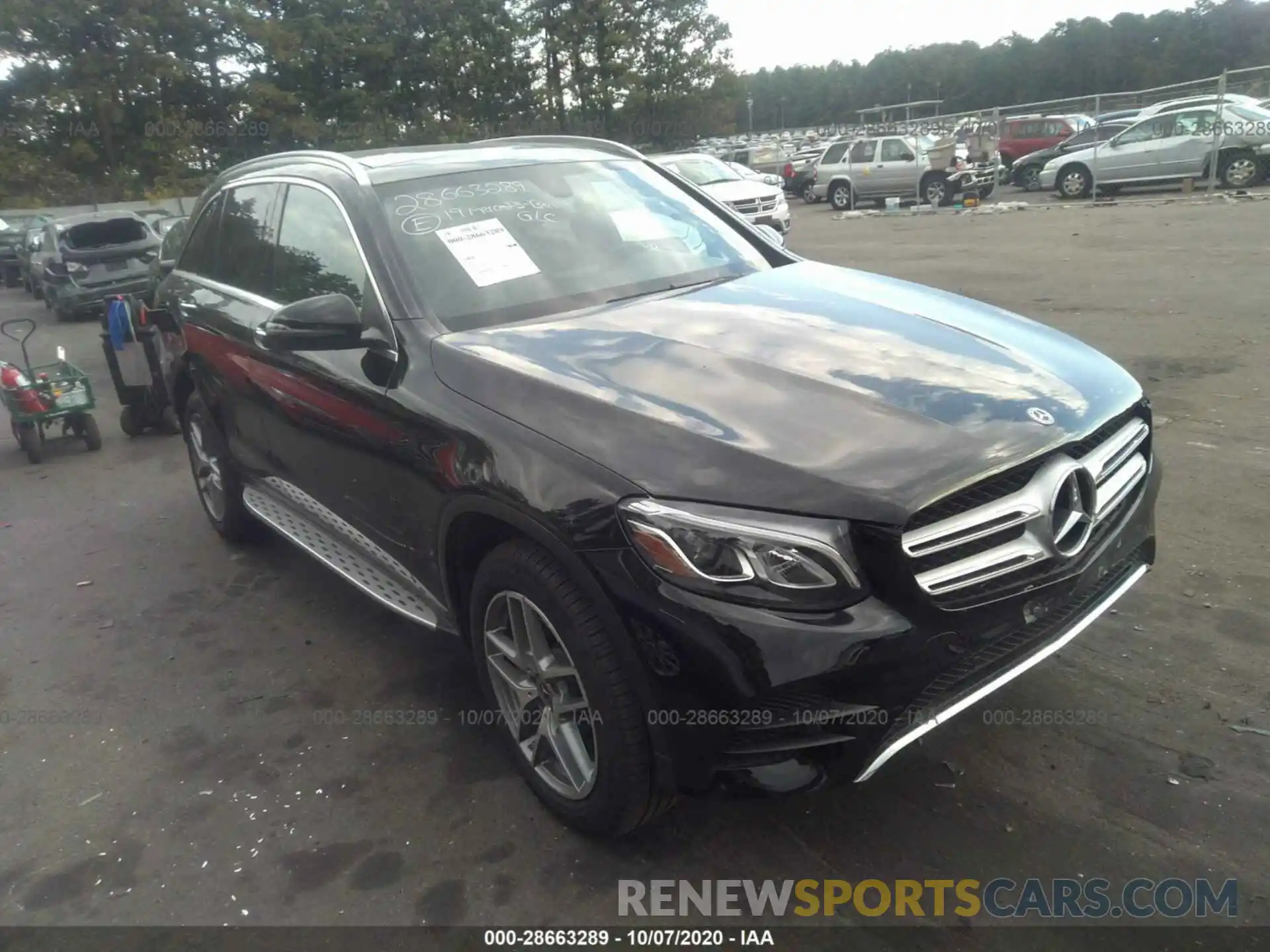 1 Photograph of a damaged car WDC0G4KB9KV188082 MERCEDES-BENZ GLC 2019