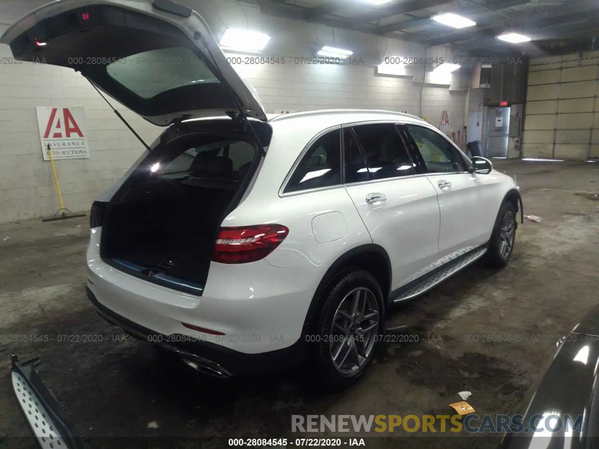 4 Фотография поврежденного автомобиля WDC0G4KB9KV188292 MERCEDES-BENZ GLC 2019