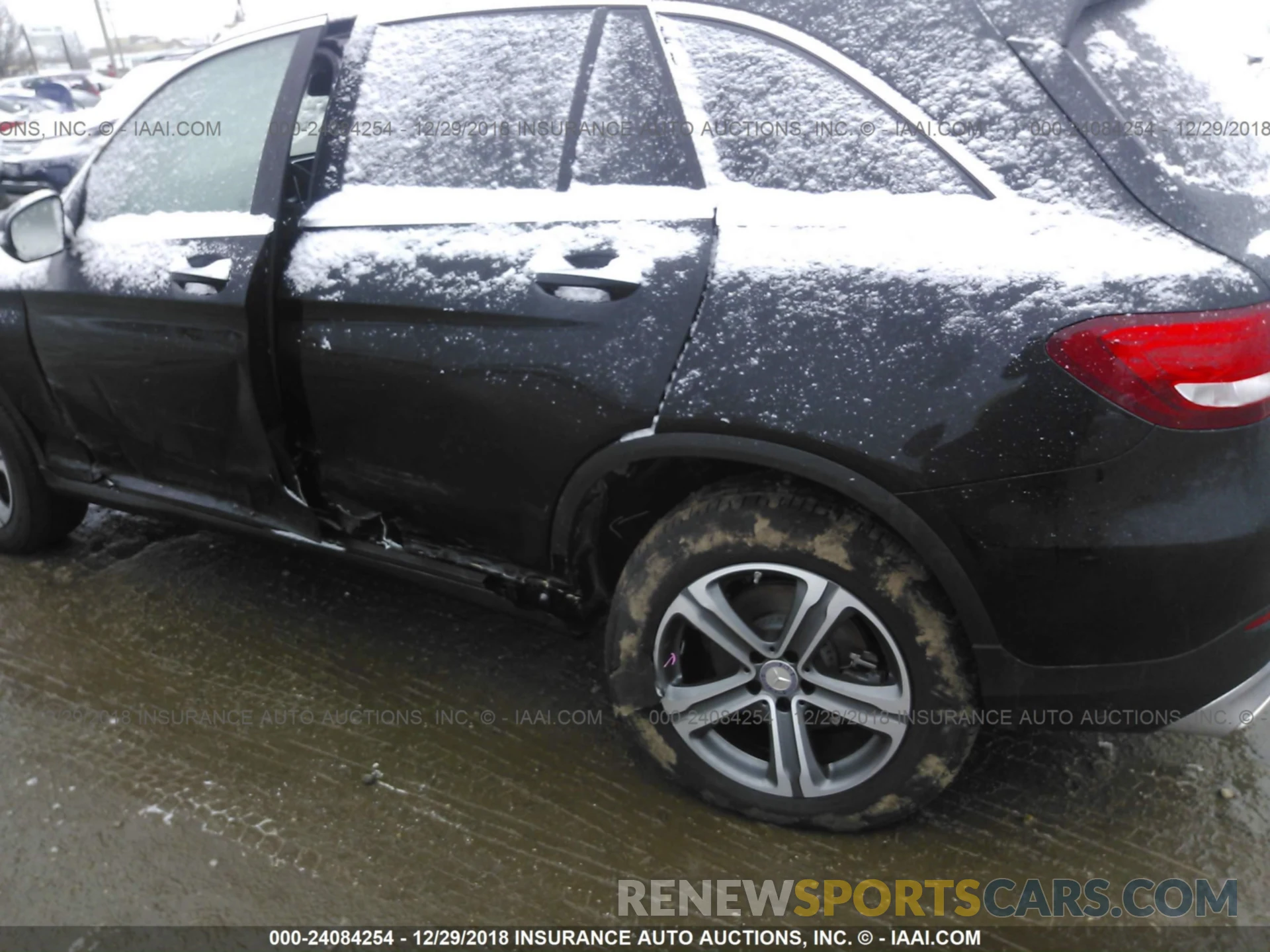 6 Photograph of a damaged car WDC0G4KBXKF486330 MERCEDES-BENZ GLC 2019