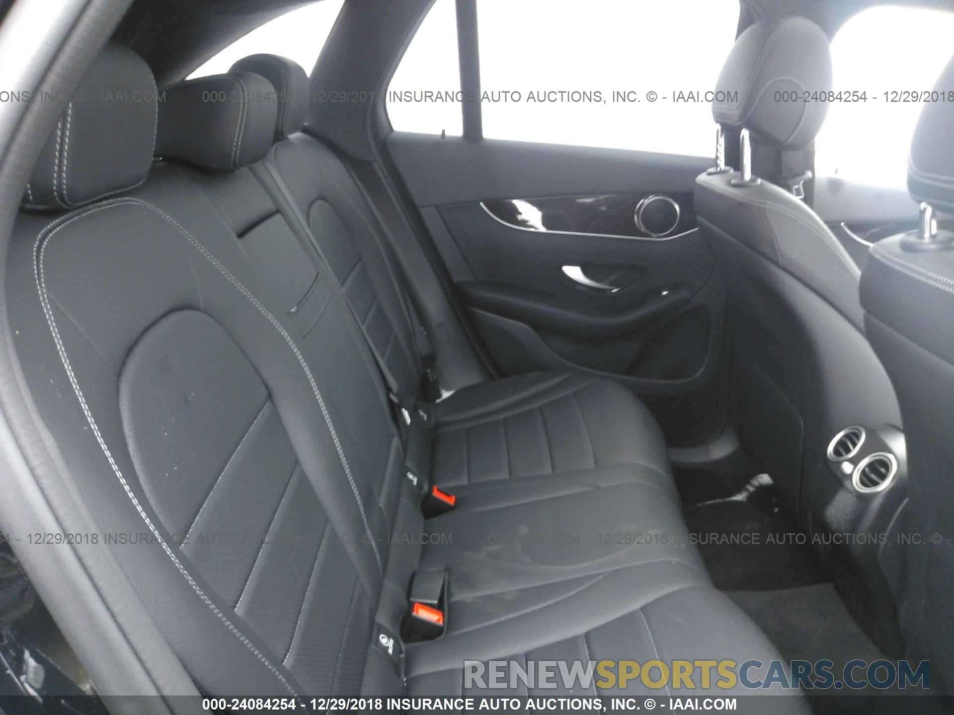 8 Photograph of a damaged car WDC0G4KBXKF486330 MERCEDES-BENZ GLC 2019