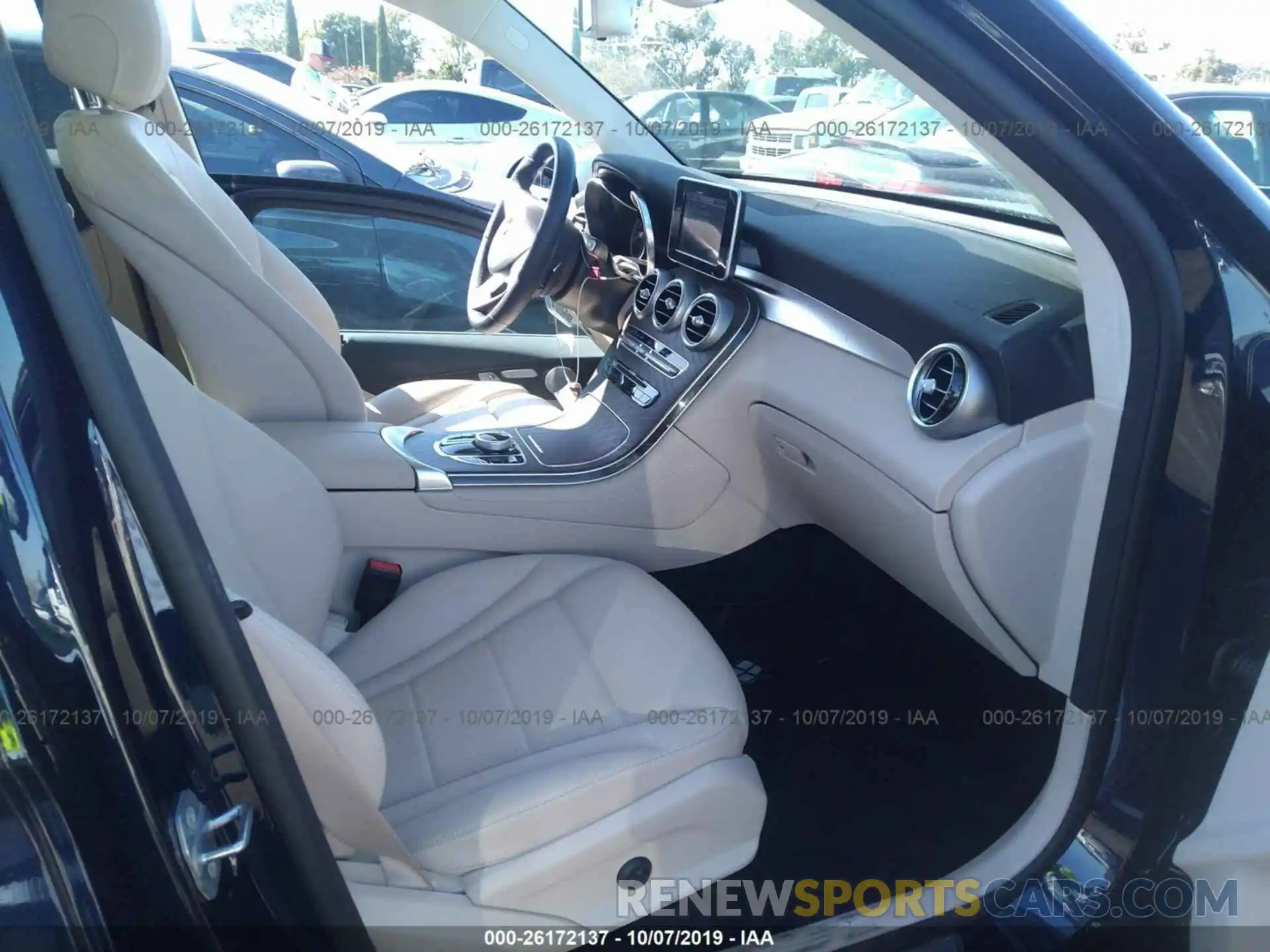 5 Photograph of a damaged car WDC0G4KBXKF503708 MERCEDES-BENZ GLC 2019