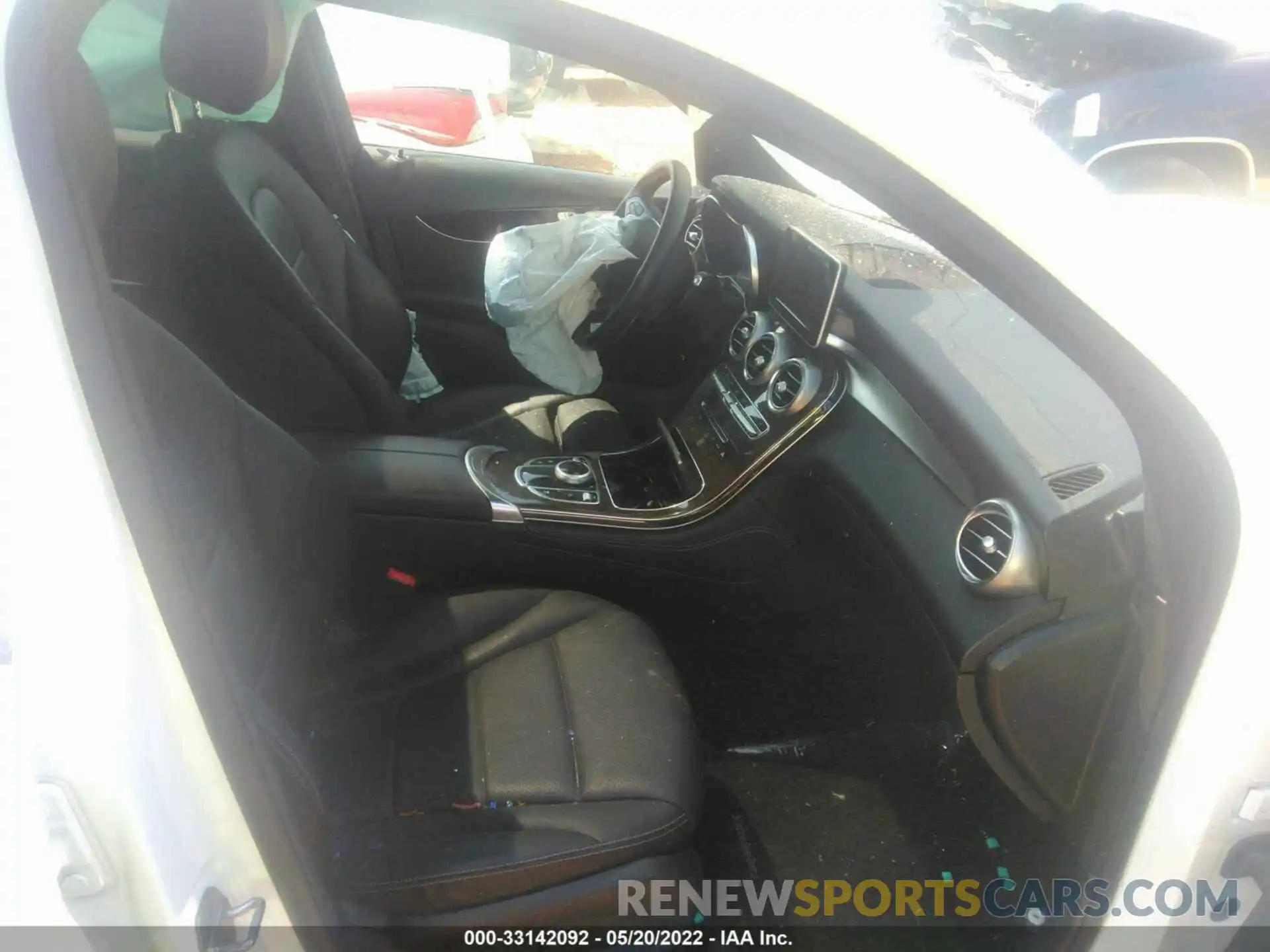 5 Photograph of a damaged car WDC0G4KBXKF602867 MERCEDES-BENZ GLC 2019