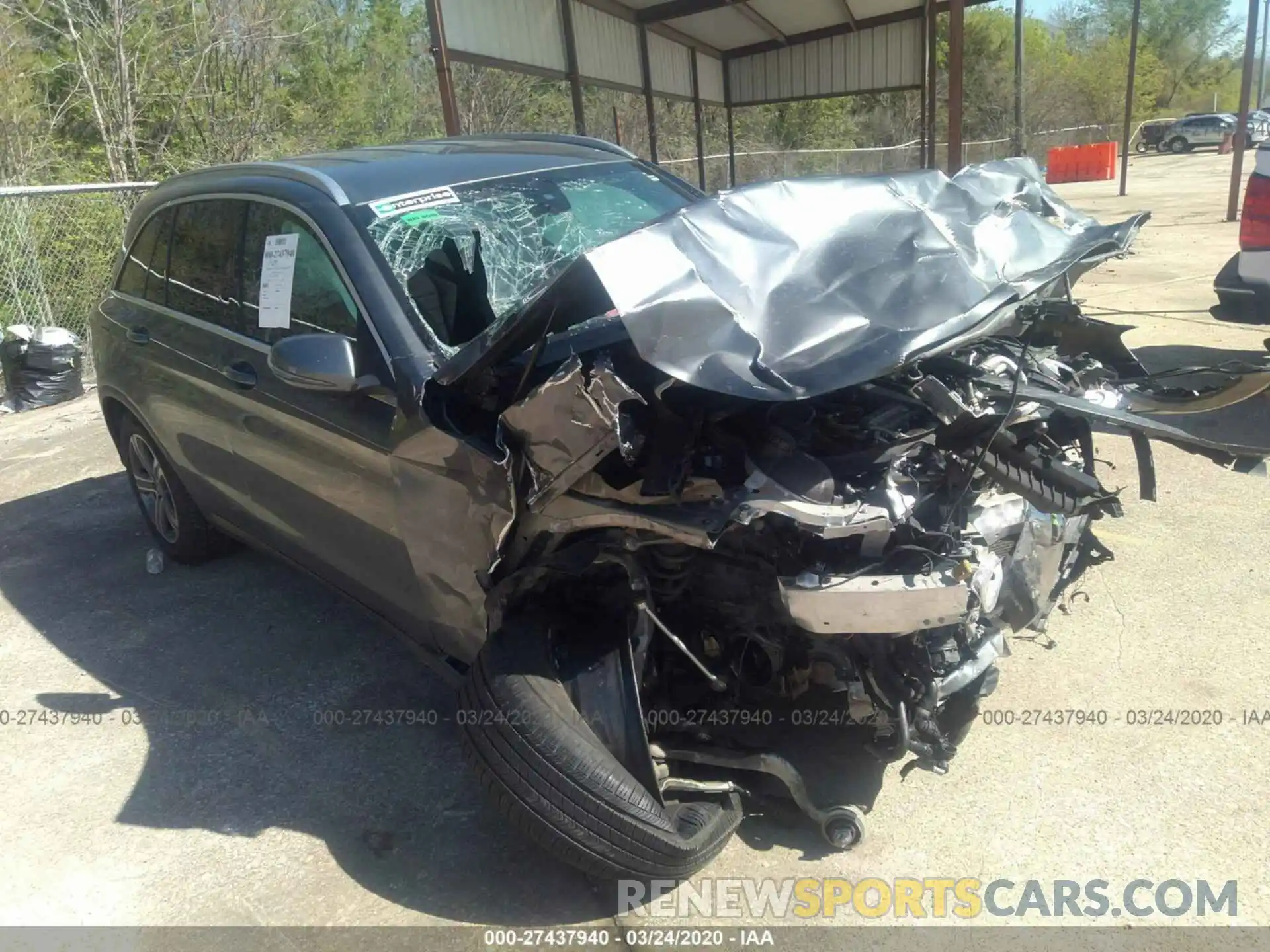 1 Фотография поврежденного автомобиля WDC0G4KBXKF604487 MERCEDES-BENZ GLC 2019