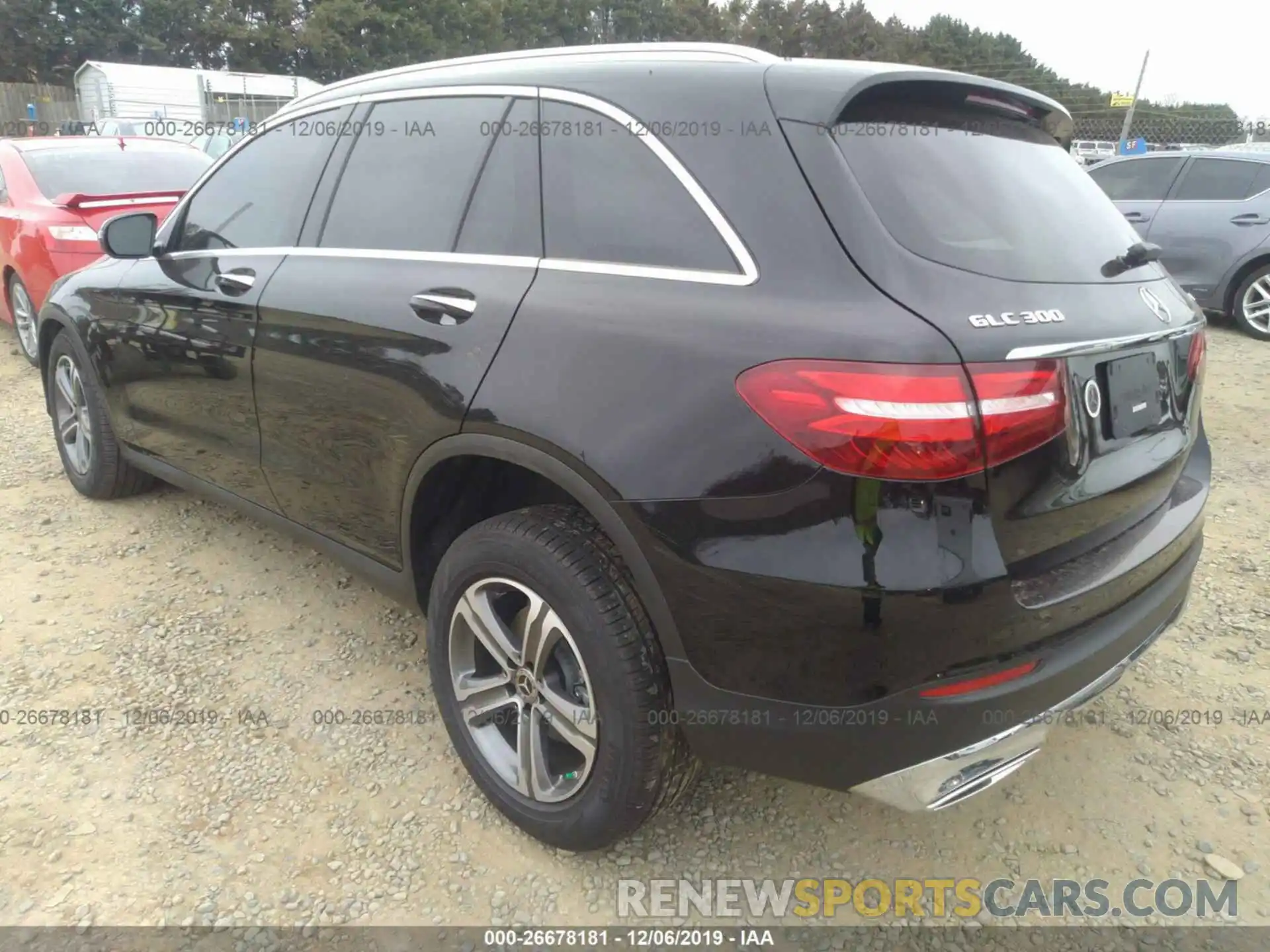 3 Photograph of a damaged car WDC0G4KBXKF664995 MERCEDES-BENZ GLC 2019