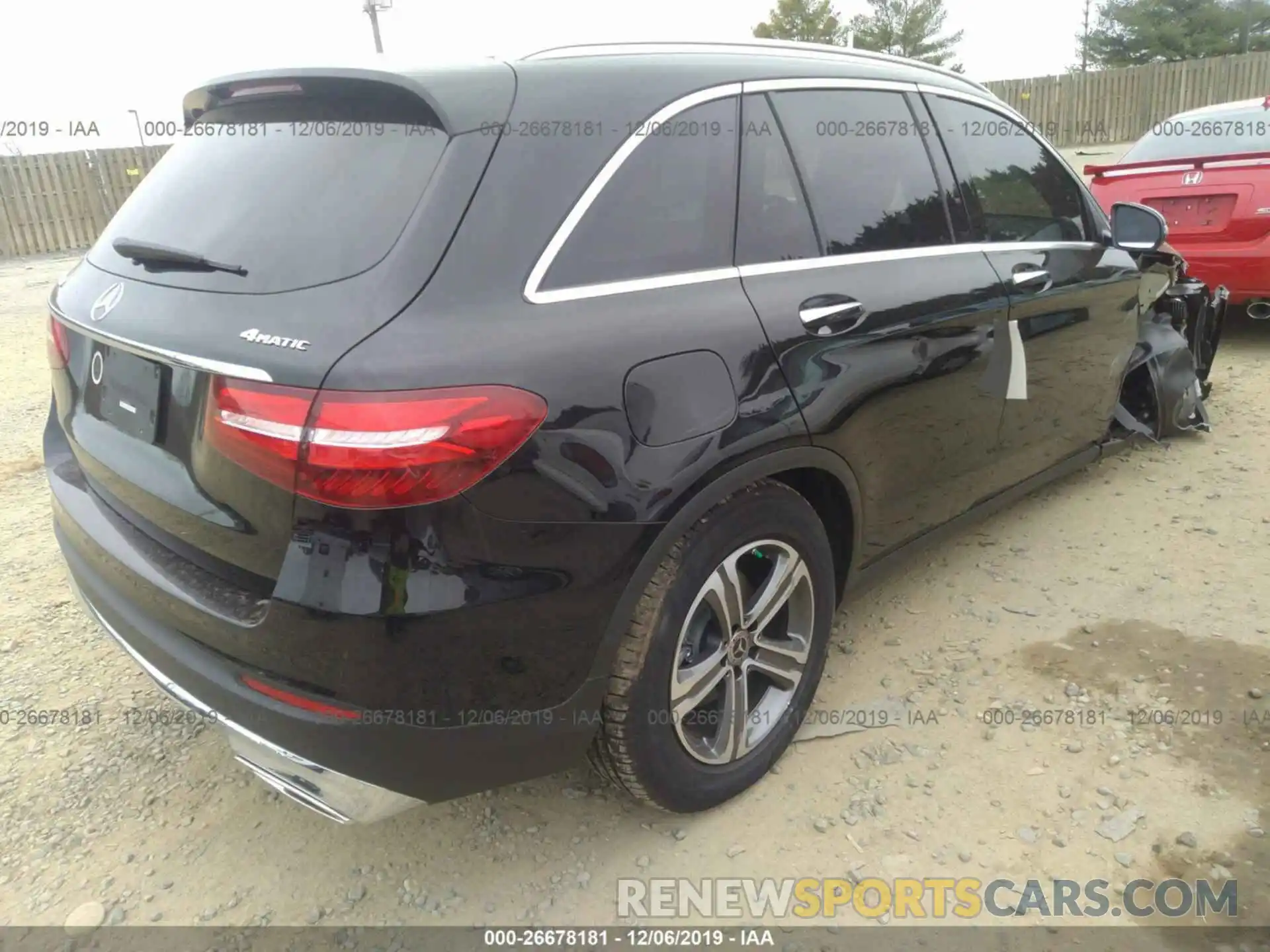 4 Photograph of a damaged car WDC0G4KBXKF664995 MERCEDES-BENZ GLC 2019