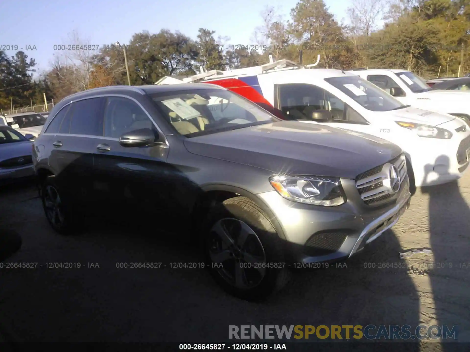 1 Photograph of a damaged car WDC0G4KBXKV135813 MERCEDES-BENZ GLC 2019