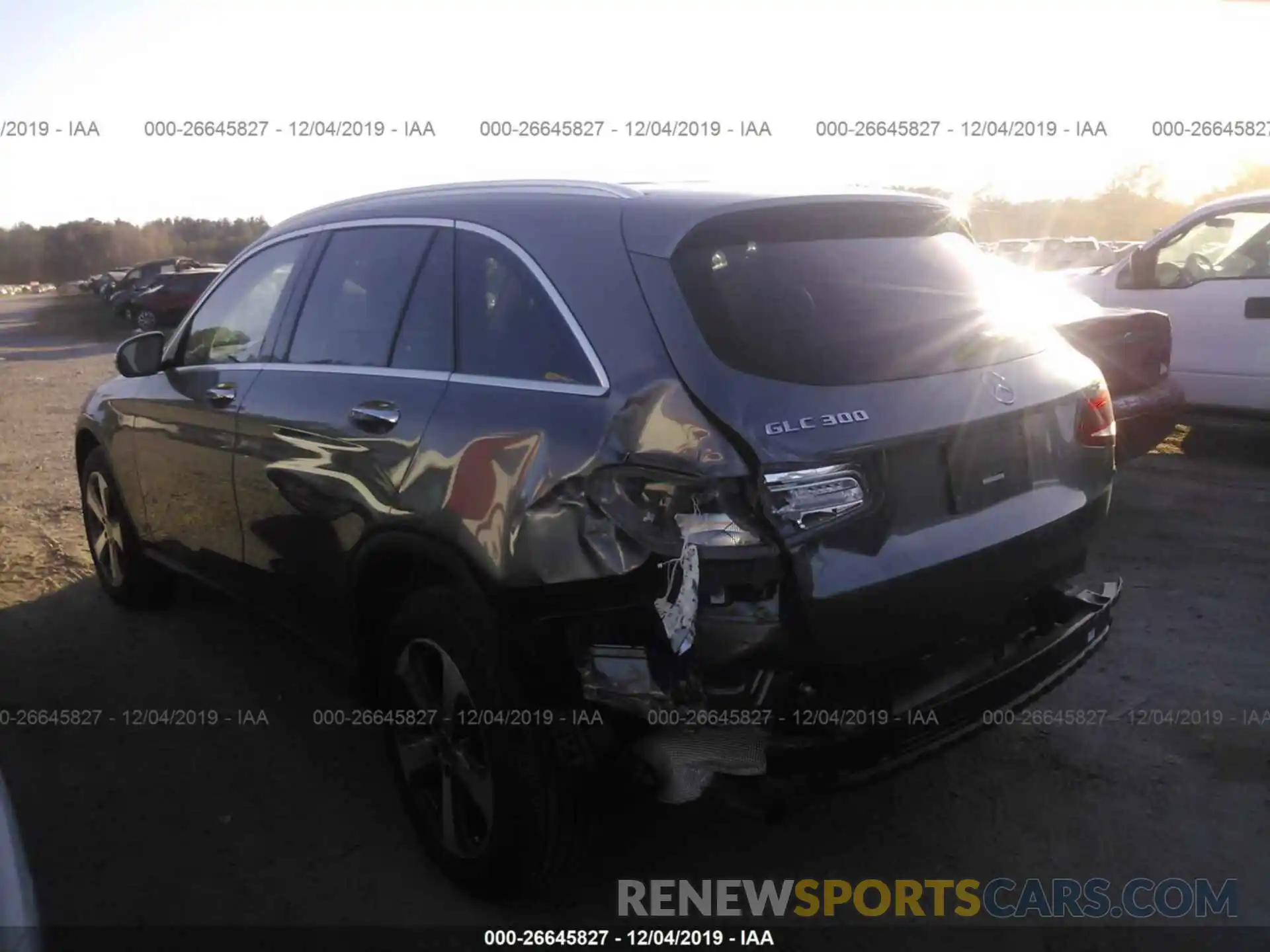 3 Photograph of a damaged car WDC0G4KBXKV135813 MERCEDES-BENZ GLC 2019