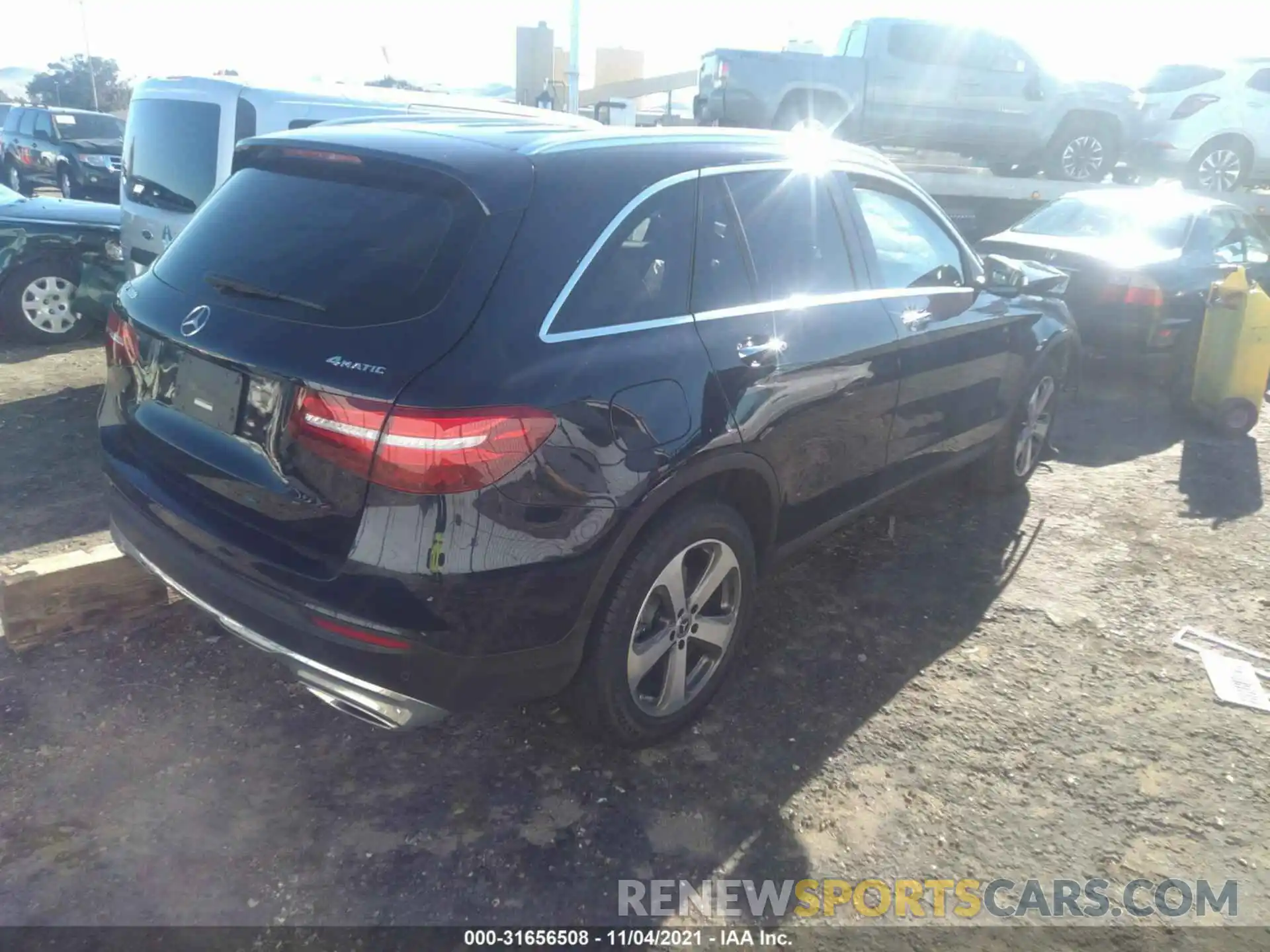 4 Фотография поврежденного автомобиля WDC0G4KBXKV138243 MERCEDES-BENZ GLC 2019