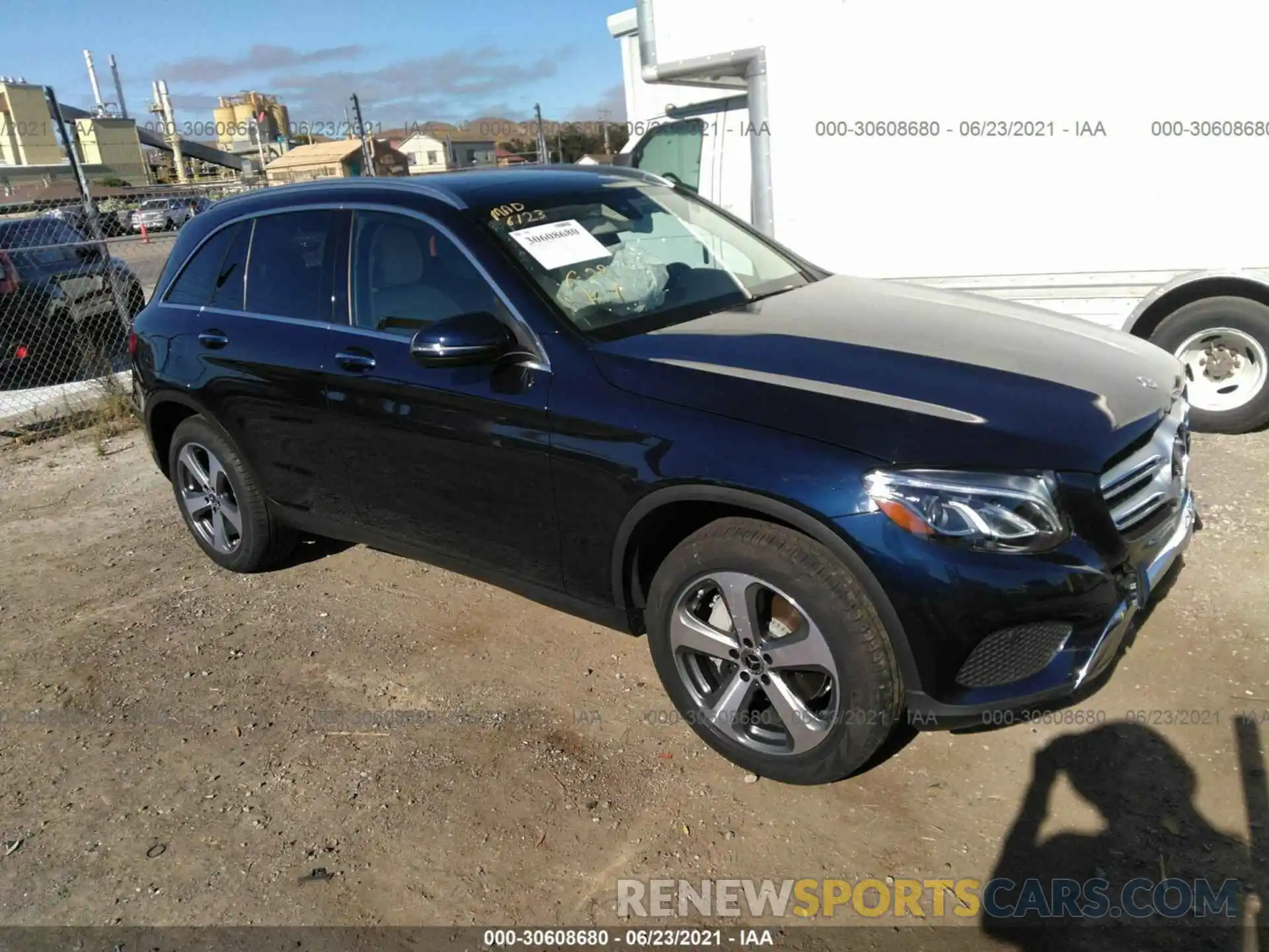 1 Фотография поврежденного автомобиля WDC0G4KBXKV169847 MERCEDES-BENZ GLC 2019