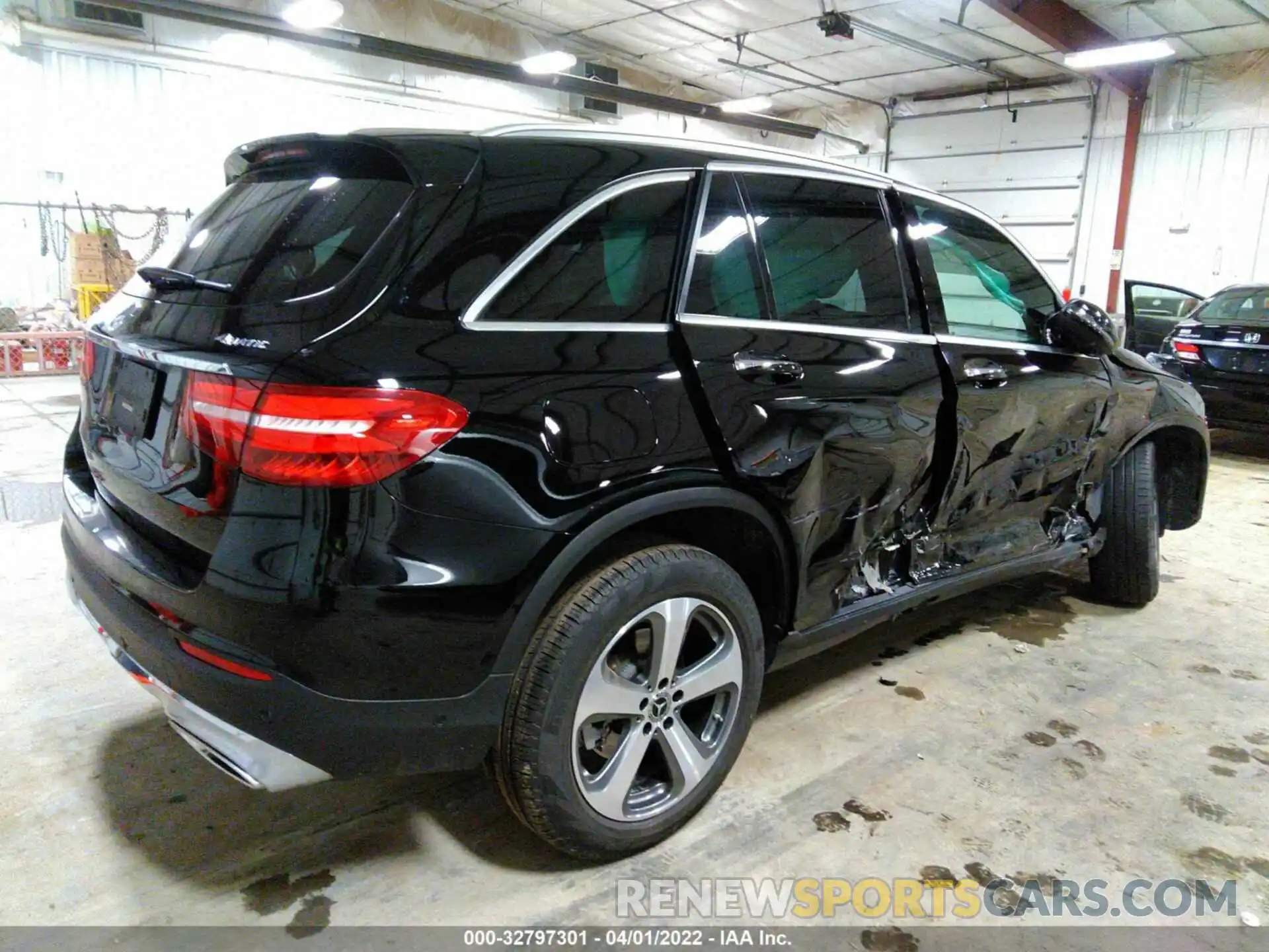 4 Photograph of a damaged car WDC0G4KBXKV171890 MERCEDES-BENZ GLC 2019