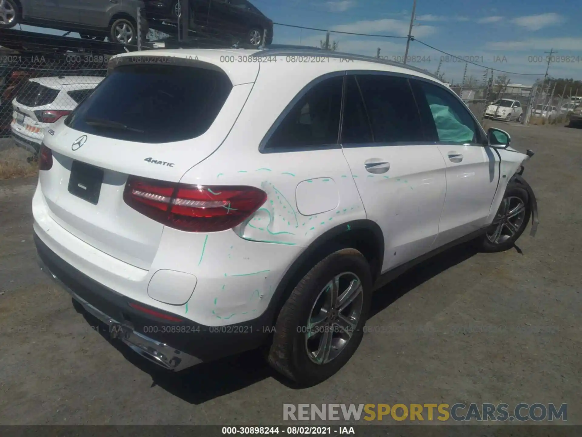 4 Photograph of a damaged car WDC0G5EB0KF623938 MERCEDES-BENZ GLC 2019