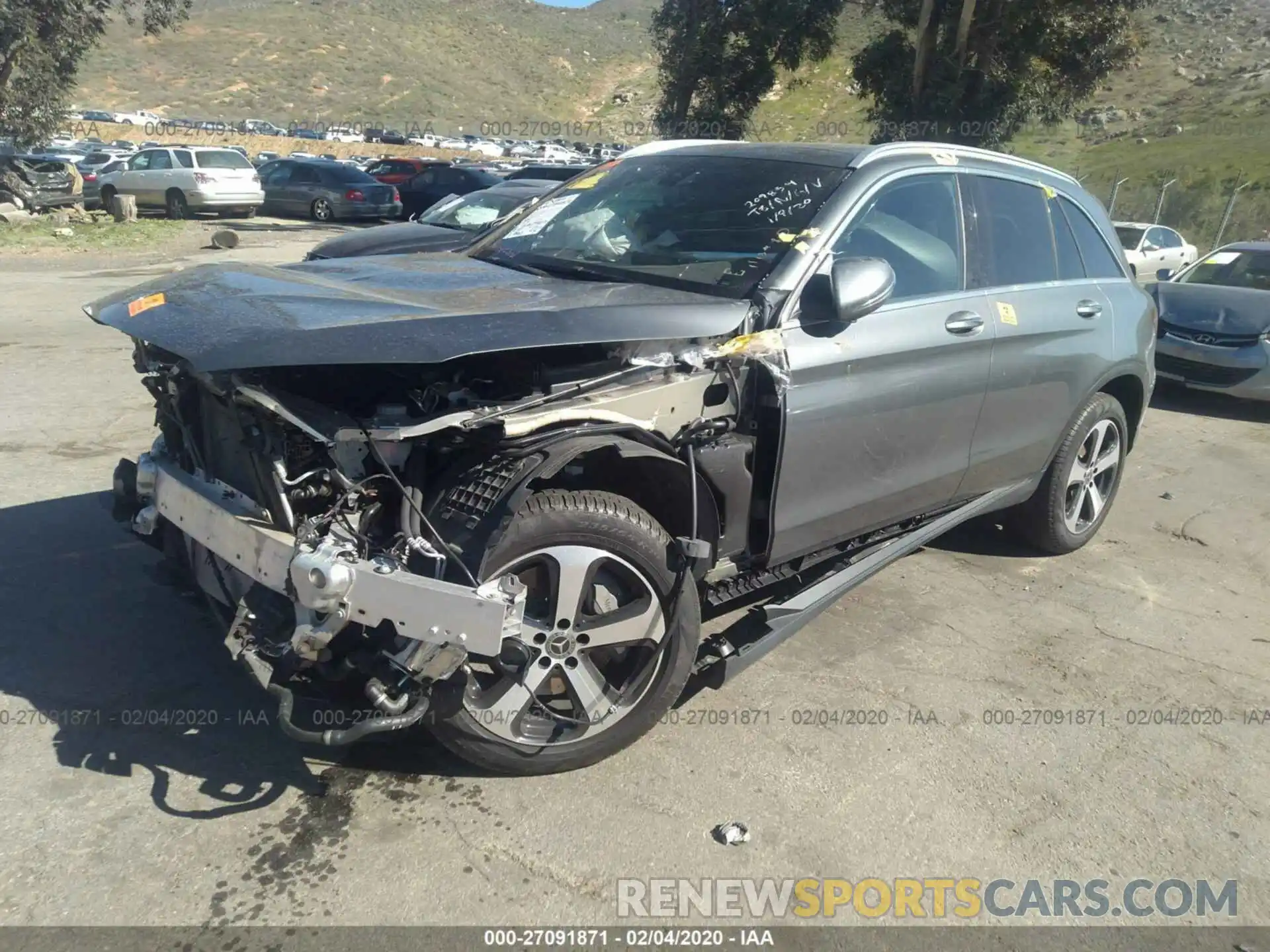 2 Photograph of a damaged car WDC0G5EB1KF573728 MERCEDES-BENZ GLC 2019