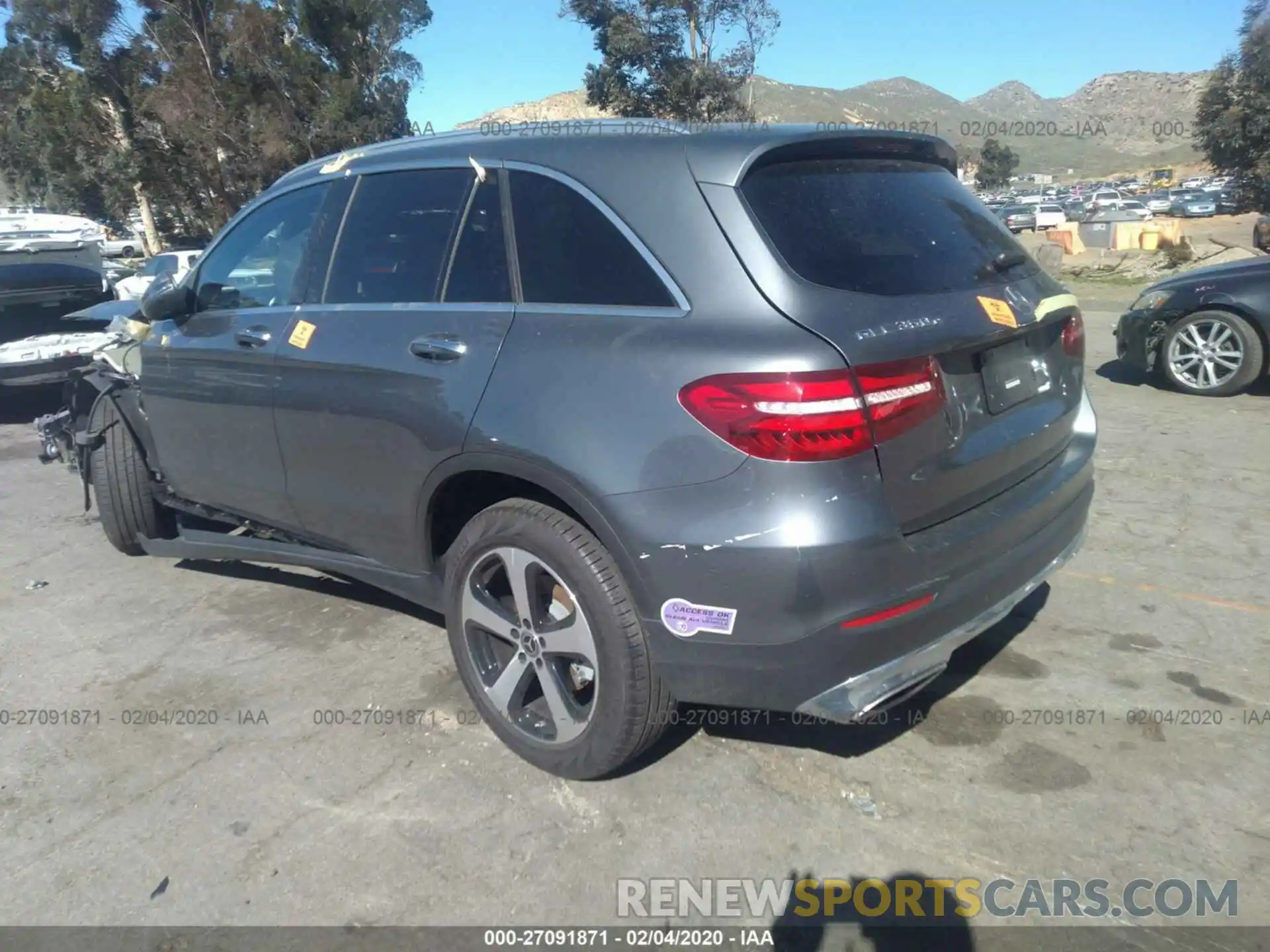 3 Photograph of a damaged car WDC0G5EB1KF573728 MERCEDES-BENZ GLC 2019