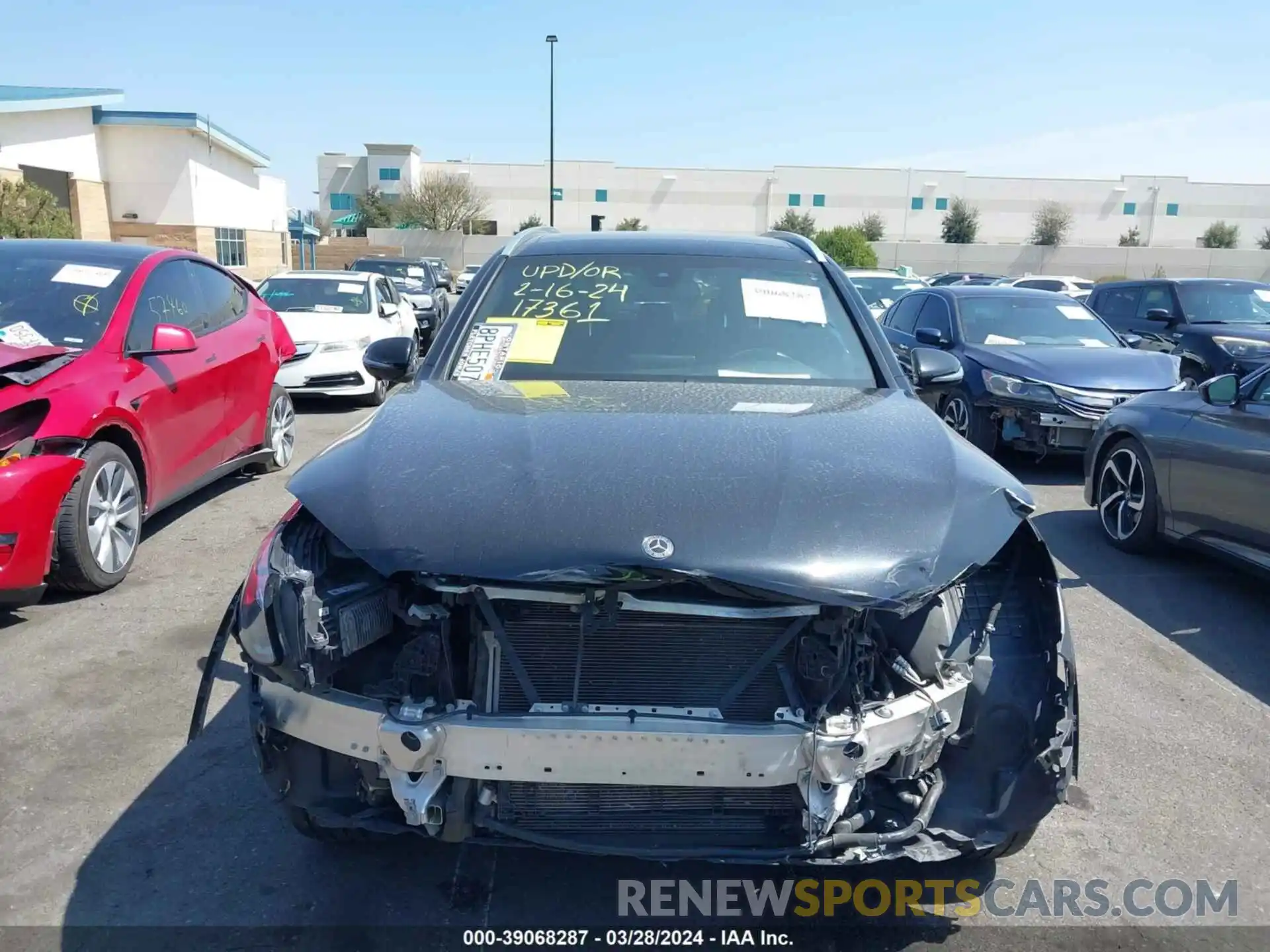 13 Photograph of a damaged car WDC0G5EB3KF594631 MERCEDES-BENZ GLC 2019