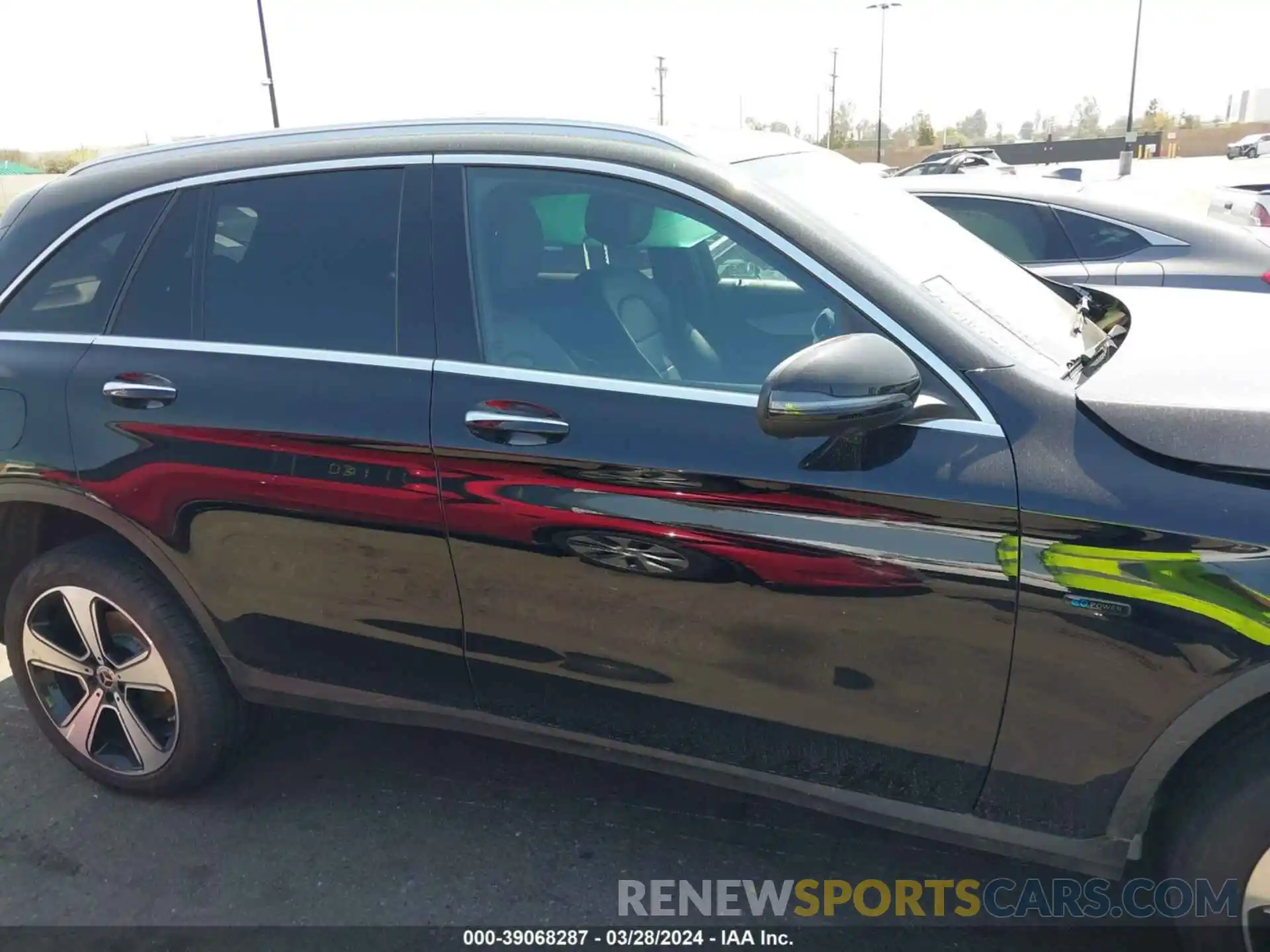 14 Photograph of a damaged car WDC0G5EB3KF594631 MERCEDES-BENZ GLC 2019