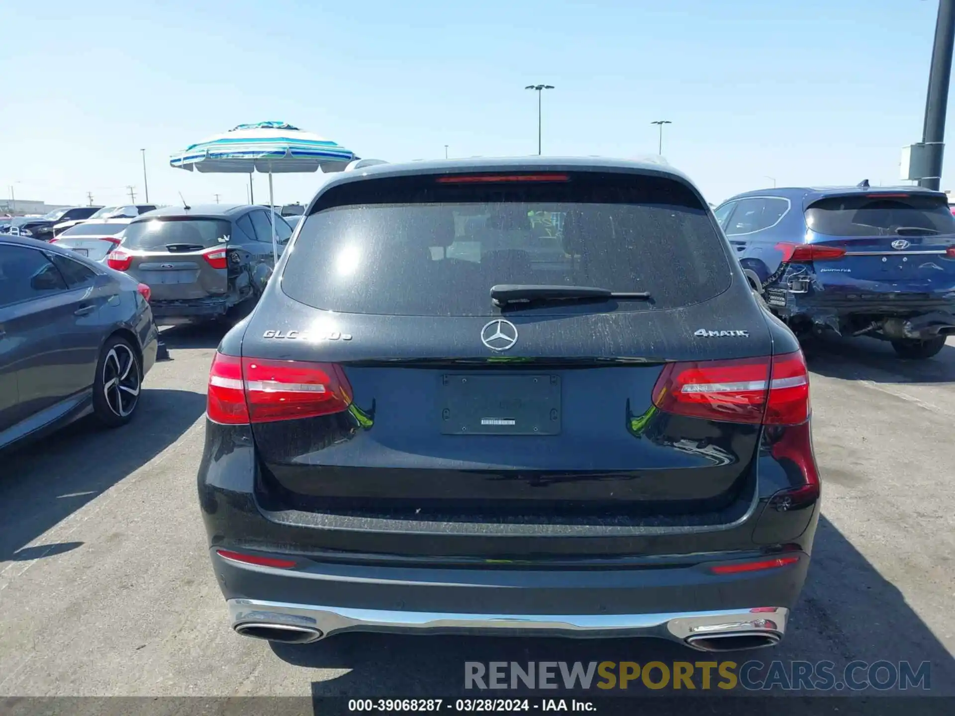 17 Photograph of a damaged car WDC0G5EB3KF594631 MERCEDES-BENZ GLC 2019