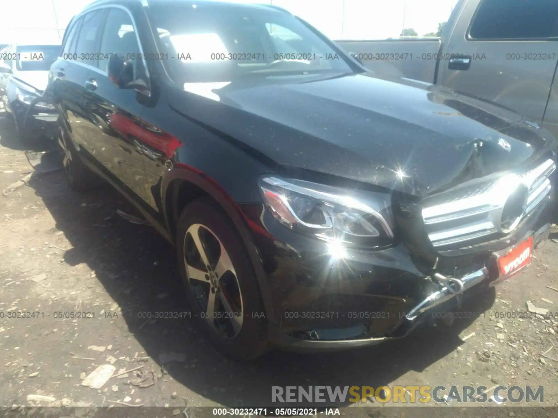 1 Photograph of a damaged car WDC0G5EB3KF620192 MERCEDES-BENZ GLC 2019