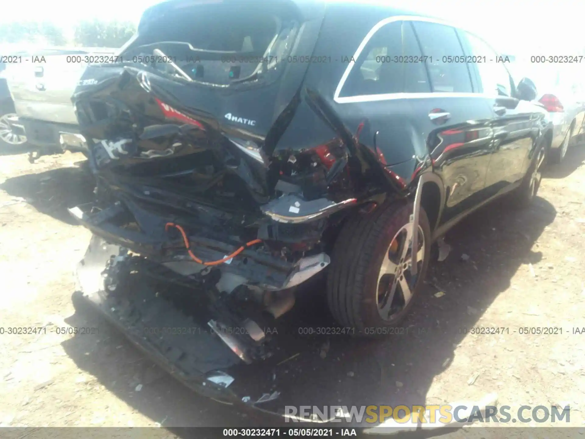 4 Photograph of a damaged car WDC0G5EB3KF620192 MERCEDES-BENZ GLC 2019