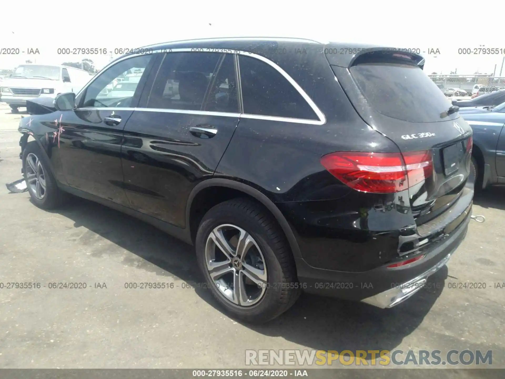 3 Photograph of a damaged car WDC0G5EB4KF617818 MERCEDES-BENZ GLC 2019